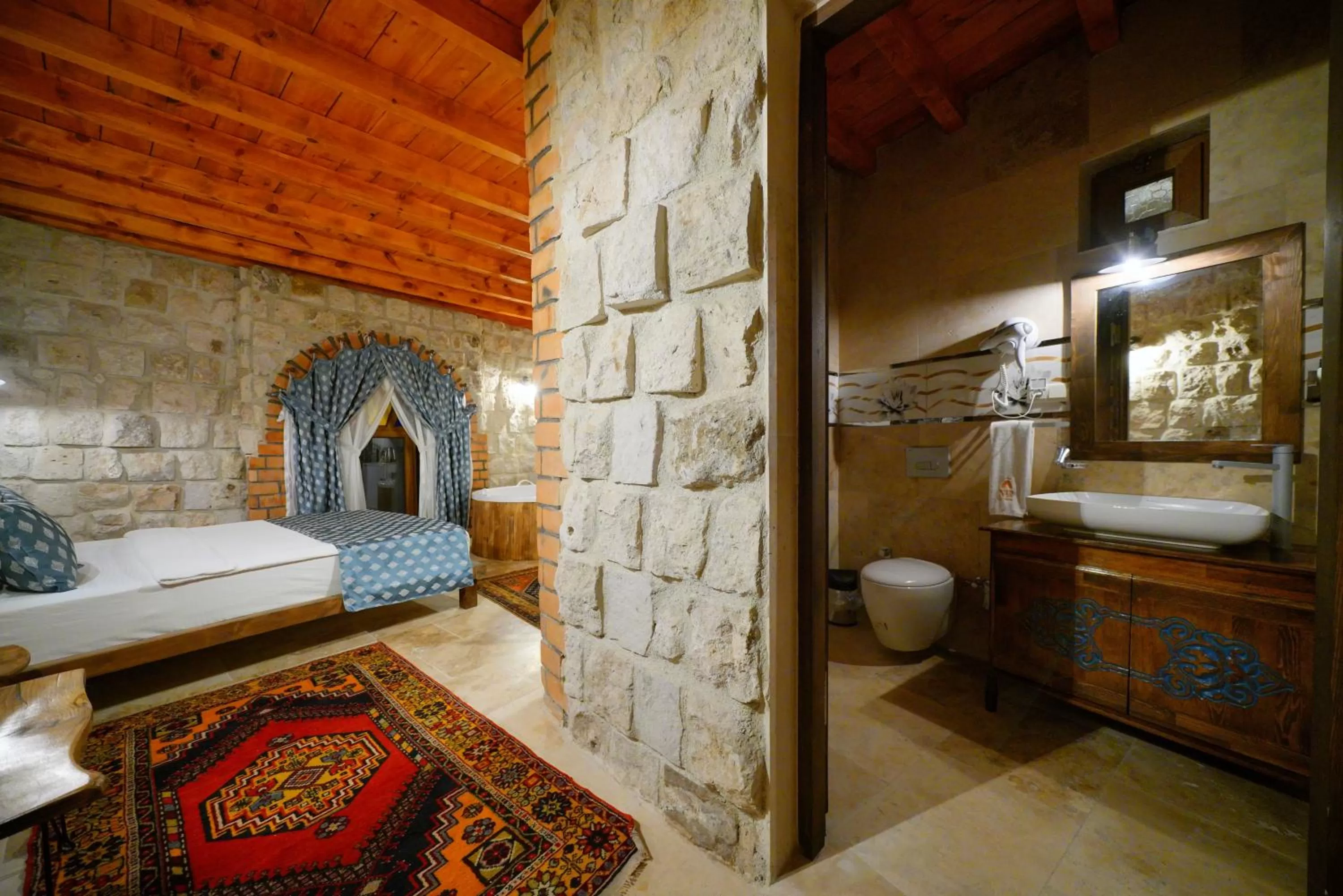 Bathroom in Cappadocia Nar Cave House & Swimming Pool