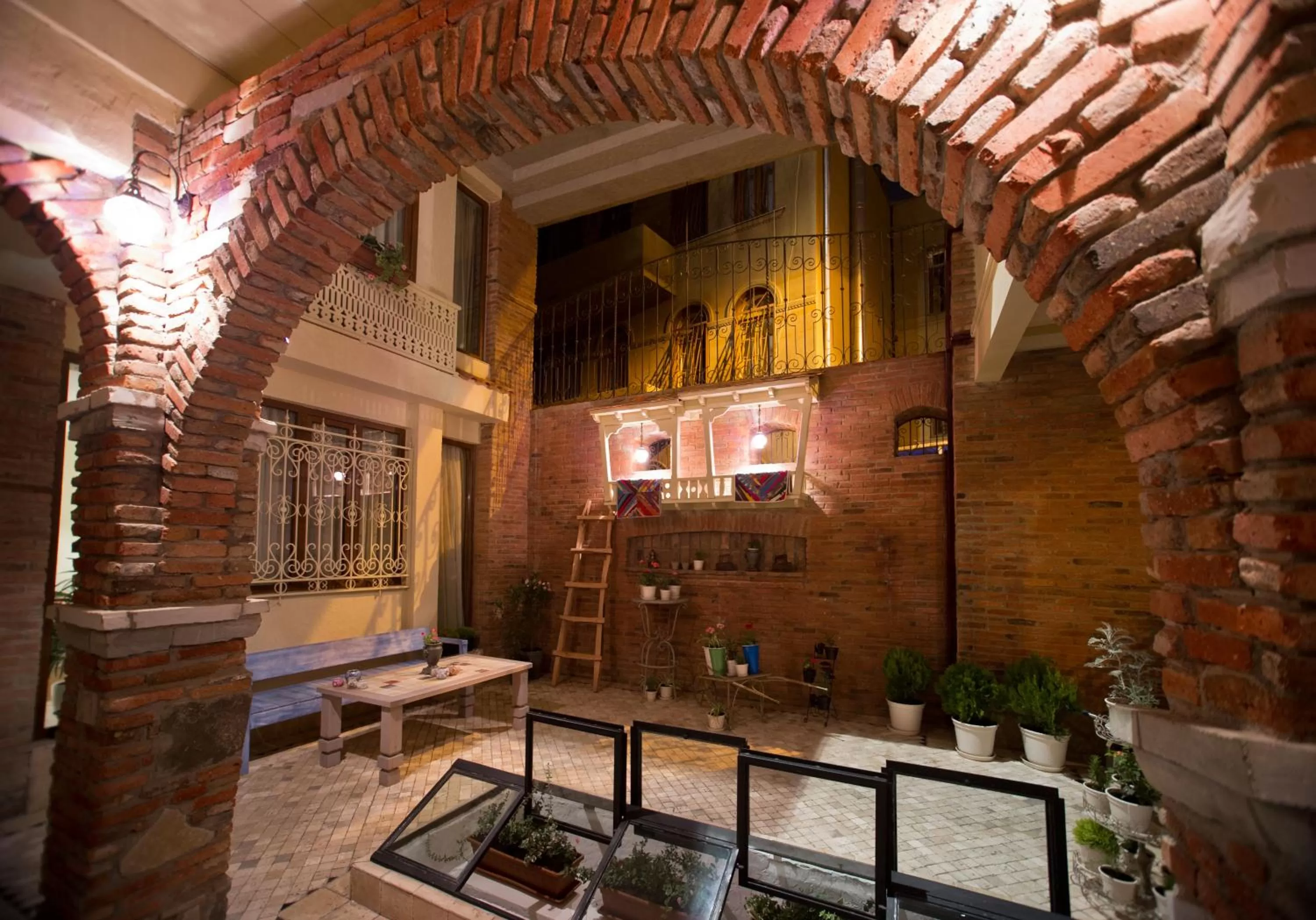 Facade/entrance in No12 Boutique Hotel