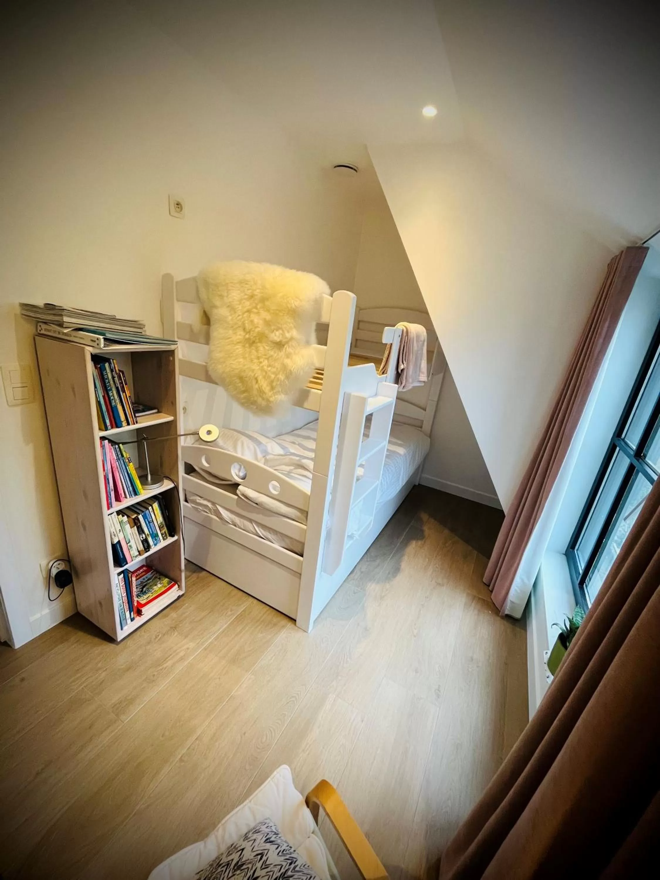 children, Bed in Suites Le Porte-Bonheur