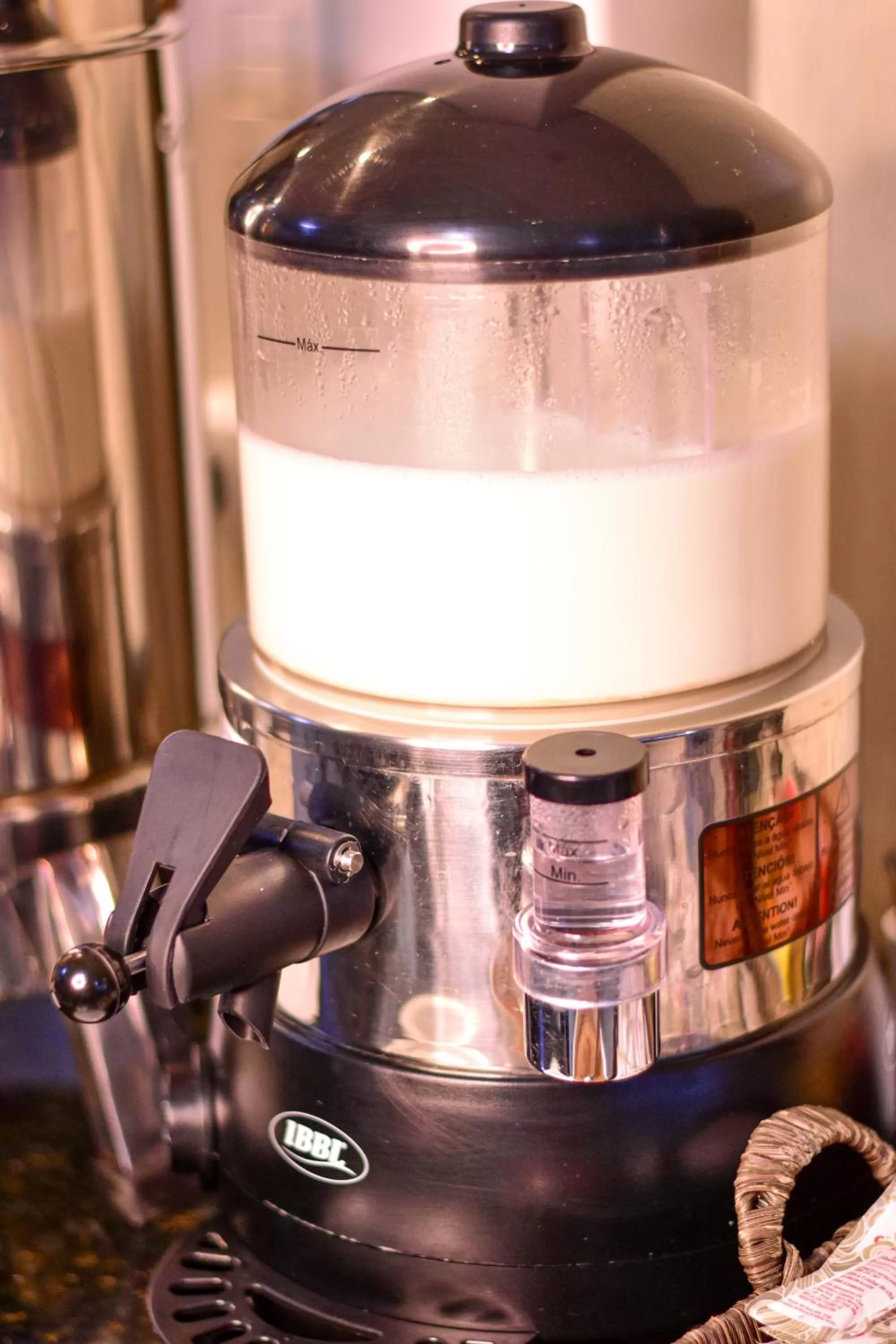 Coffee/tea facilities in Barigui Park Hotel
