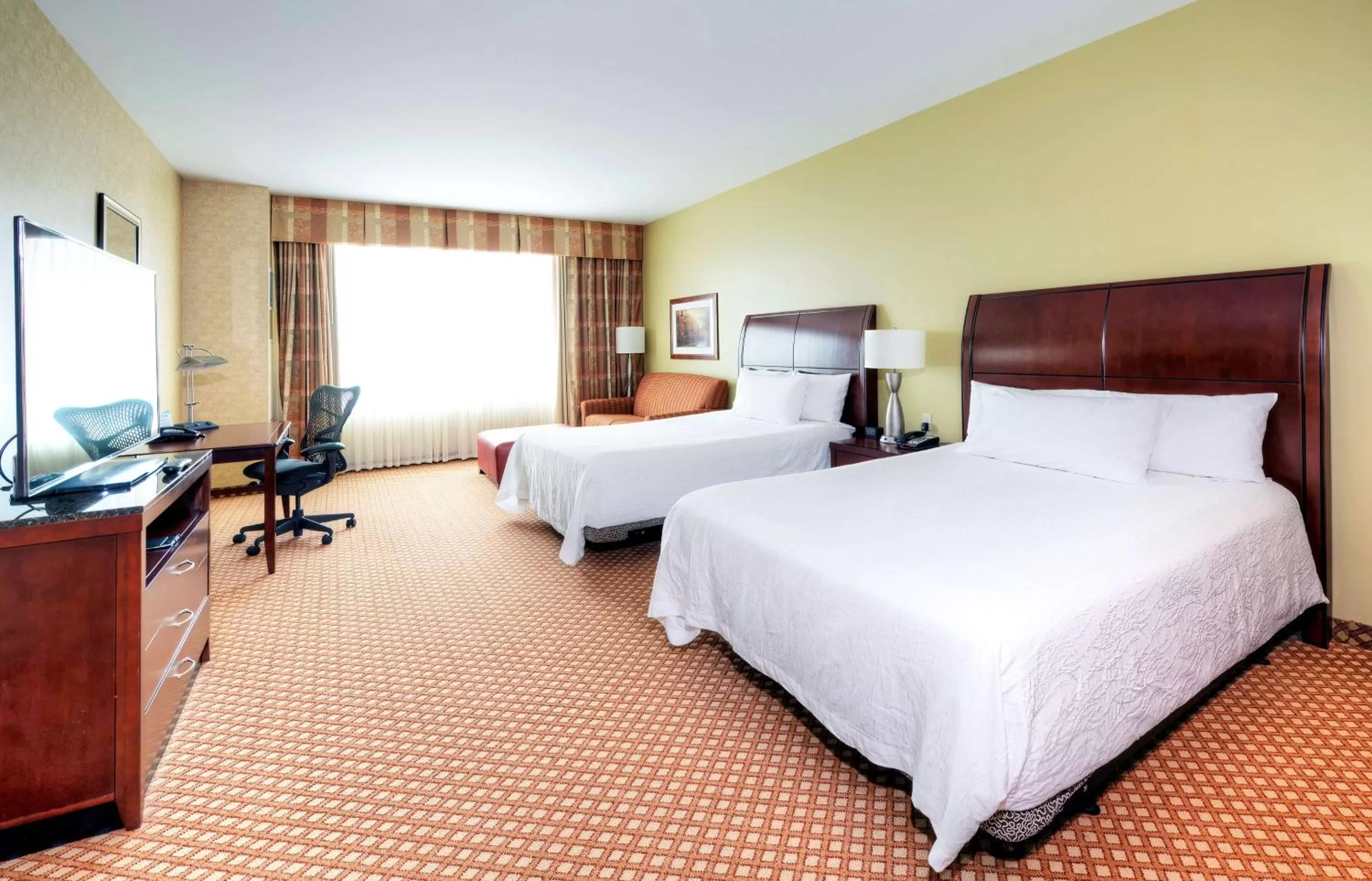 Premium Queen Room with Two Queen Beds and Sofa Bed in Hilton Garden Inn Ottawa Airport