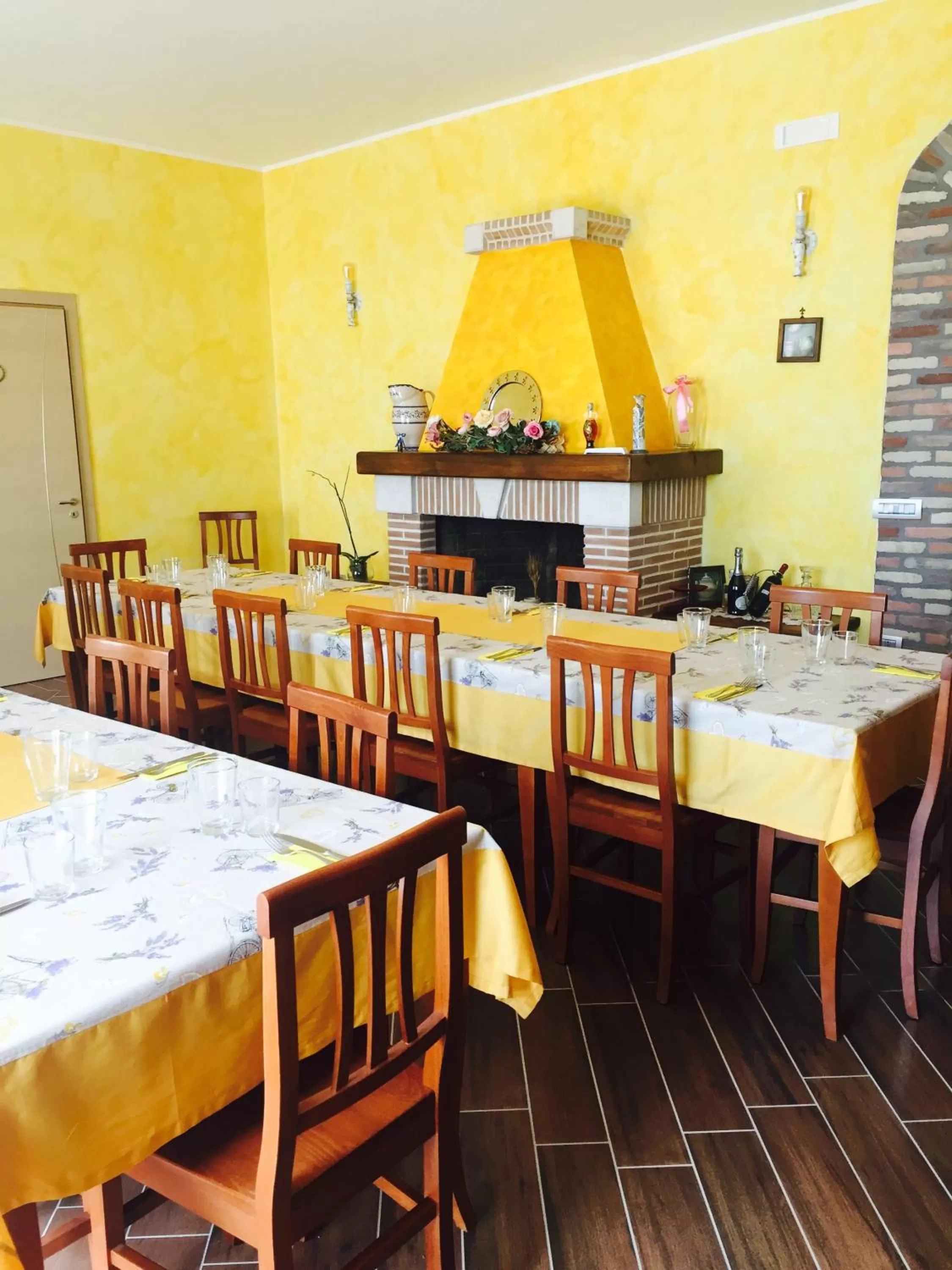 Restaurant/places to eat in San Michele