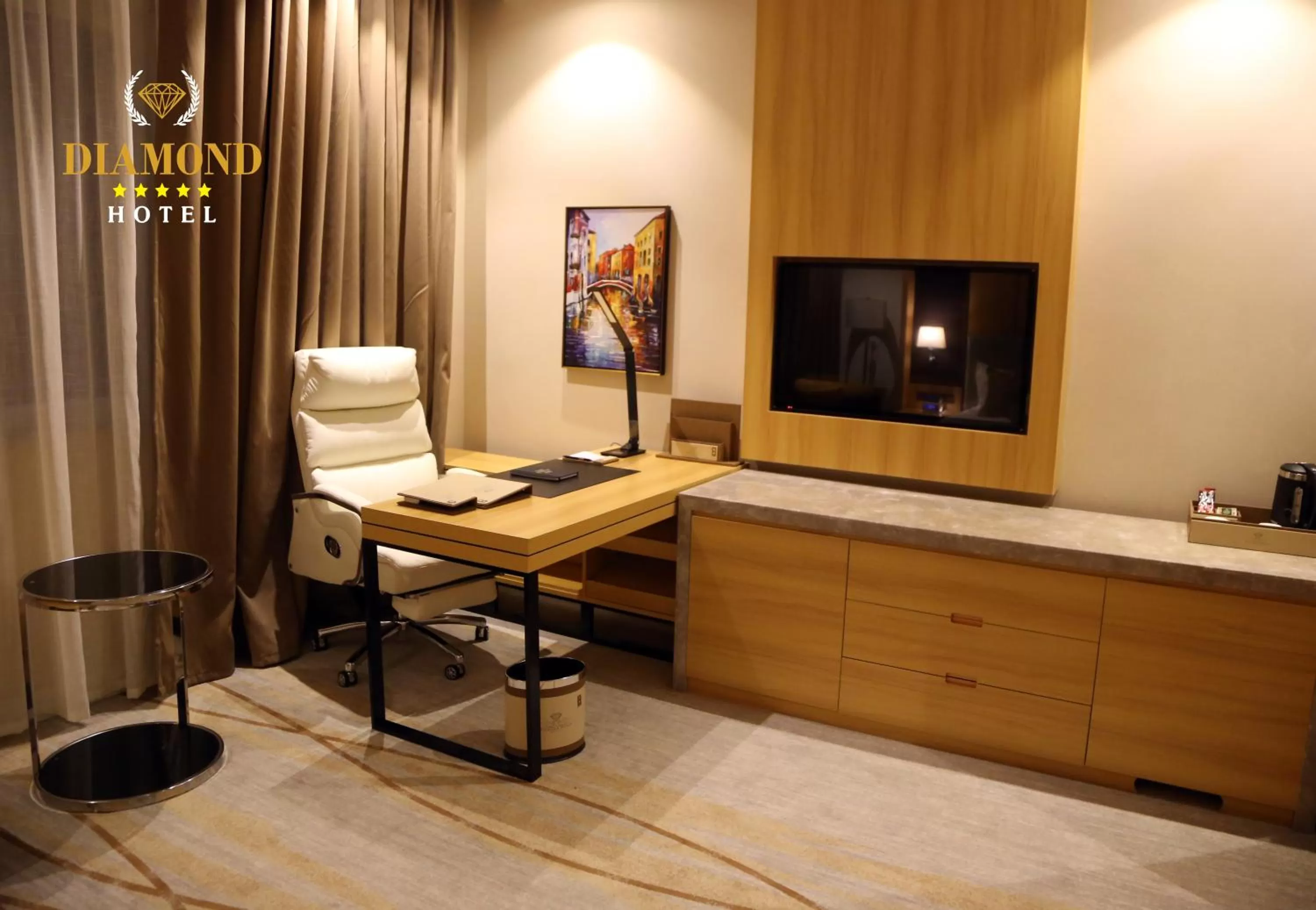 TV and multimedia, TV/Entertainment Center in Hotel Diamond Prishtina