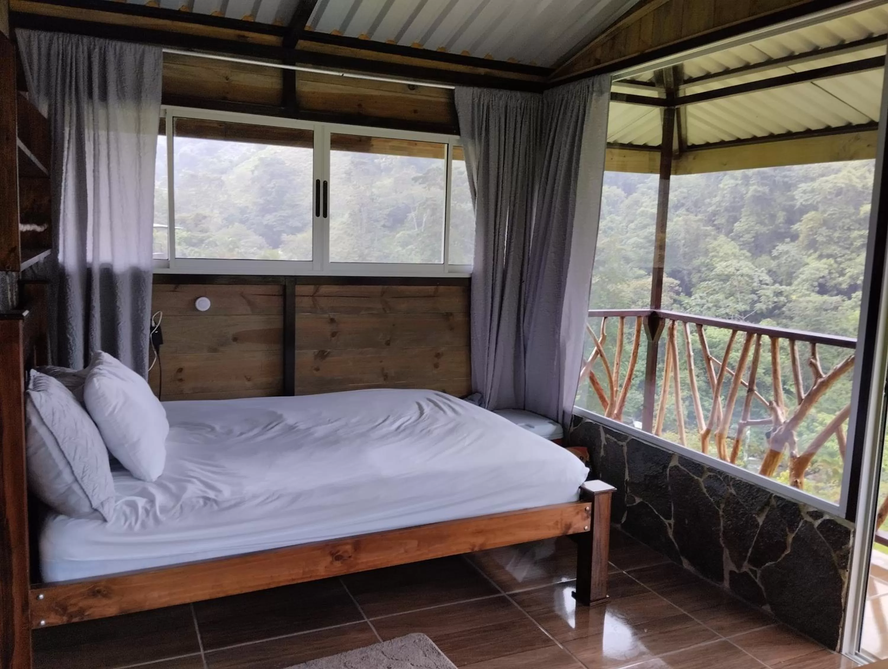 Balcony/Terrace, Bed in Hotel Rivel - Adventure & Nature Retreat