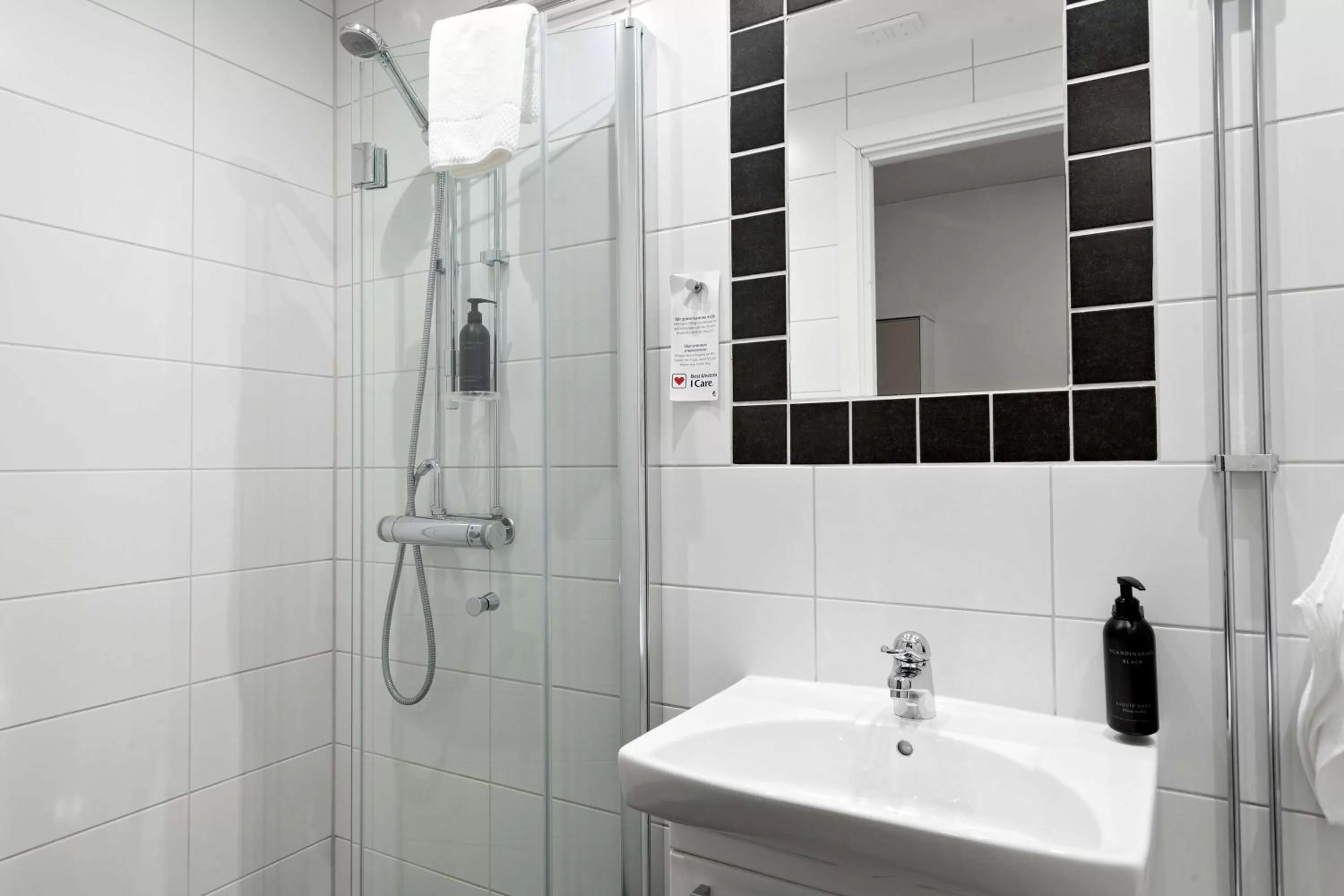 Bedroom in Best Western Centralhotellet