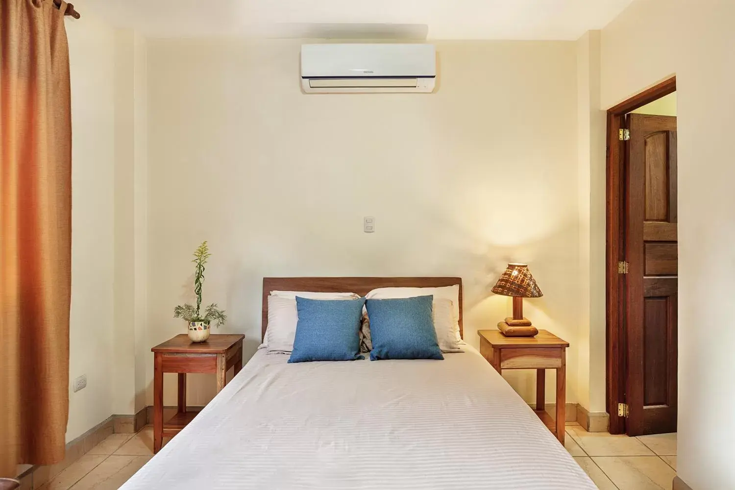 Suite in Hostel Tropical and CoWorking Suite in Hostel Tropical and CoWorking