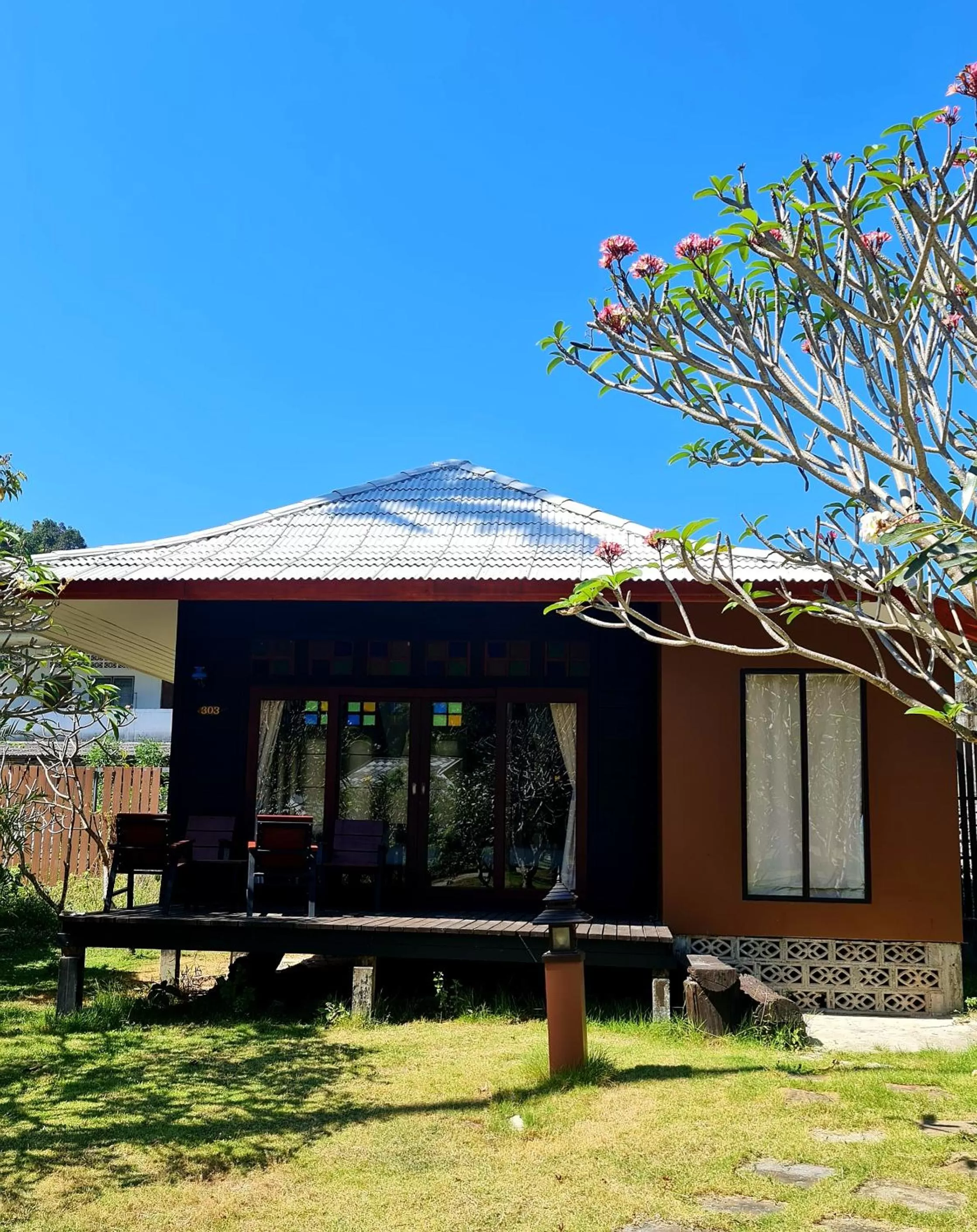 Property building in Thanya Beach Resort - SHA Plus