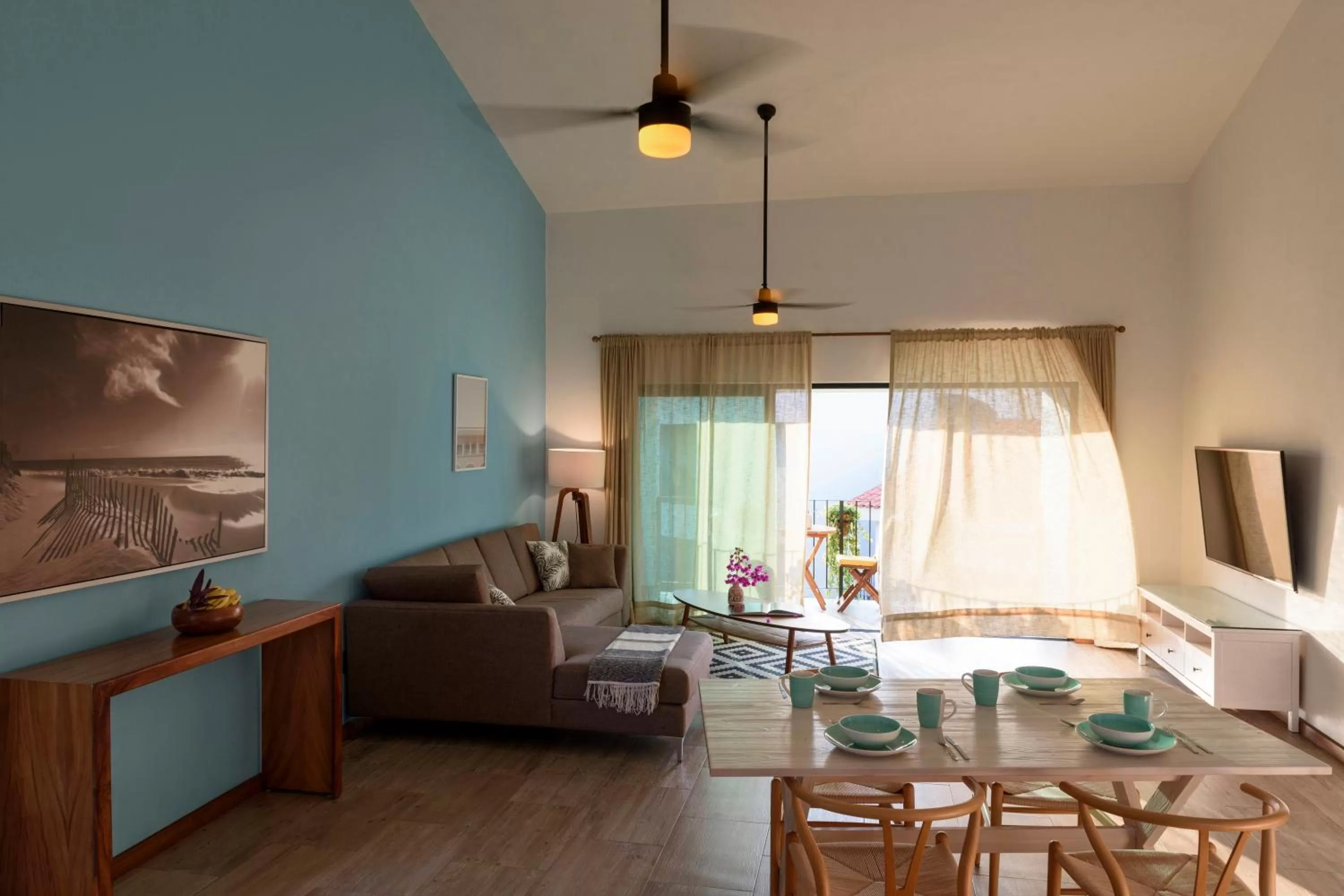 TV and multimedia in San Trópico Boutique Hotel & Peaceful Escape