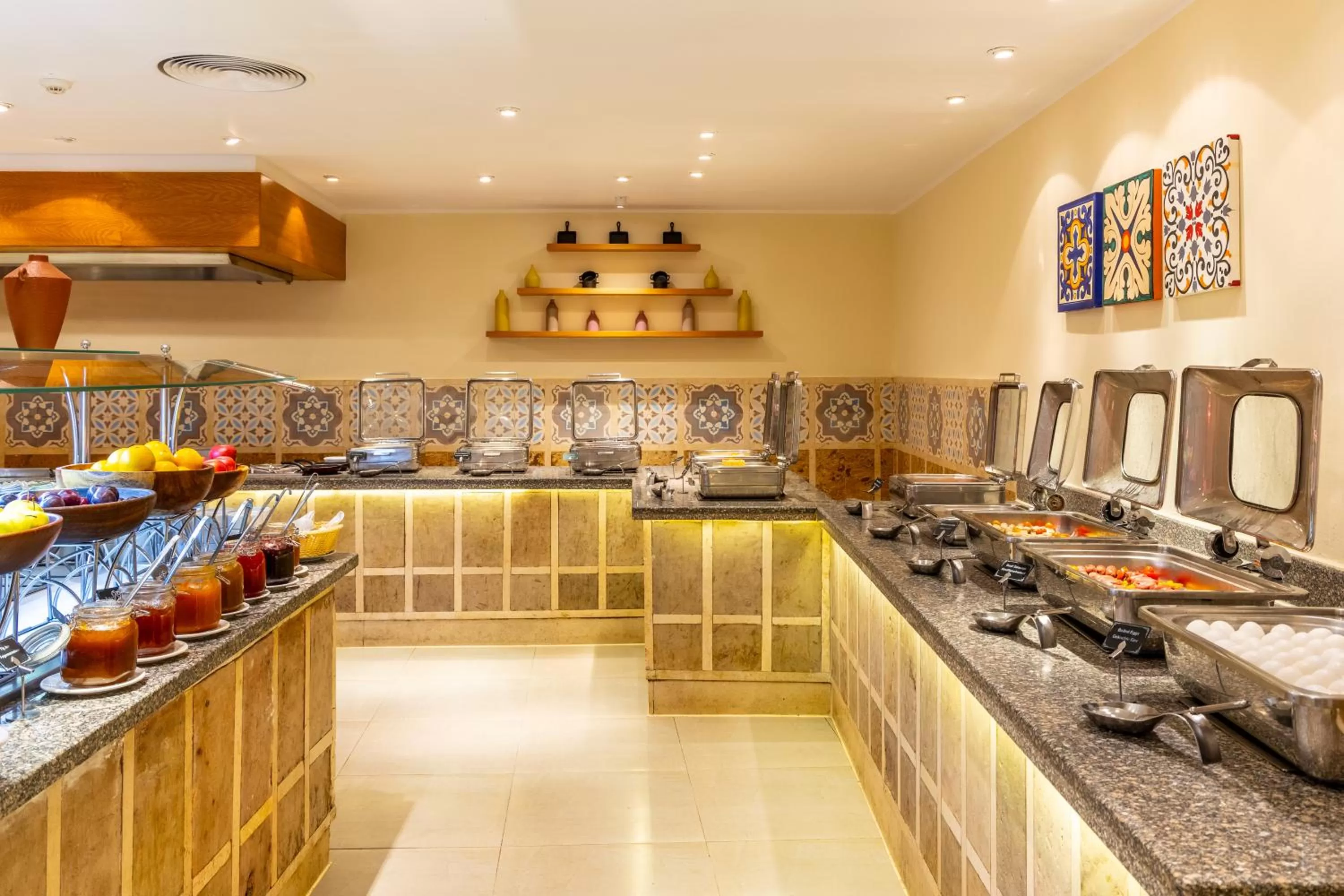 Food in Fort Arabesque Resort, Spa & Villas