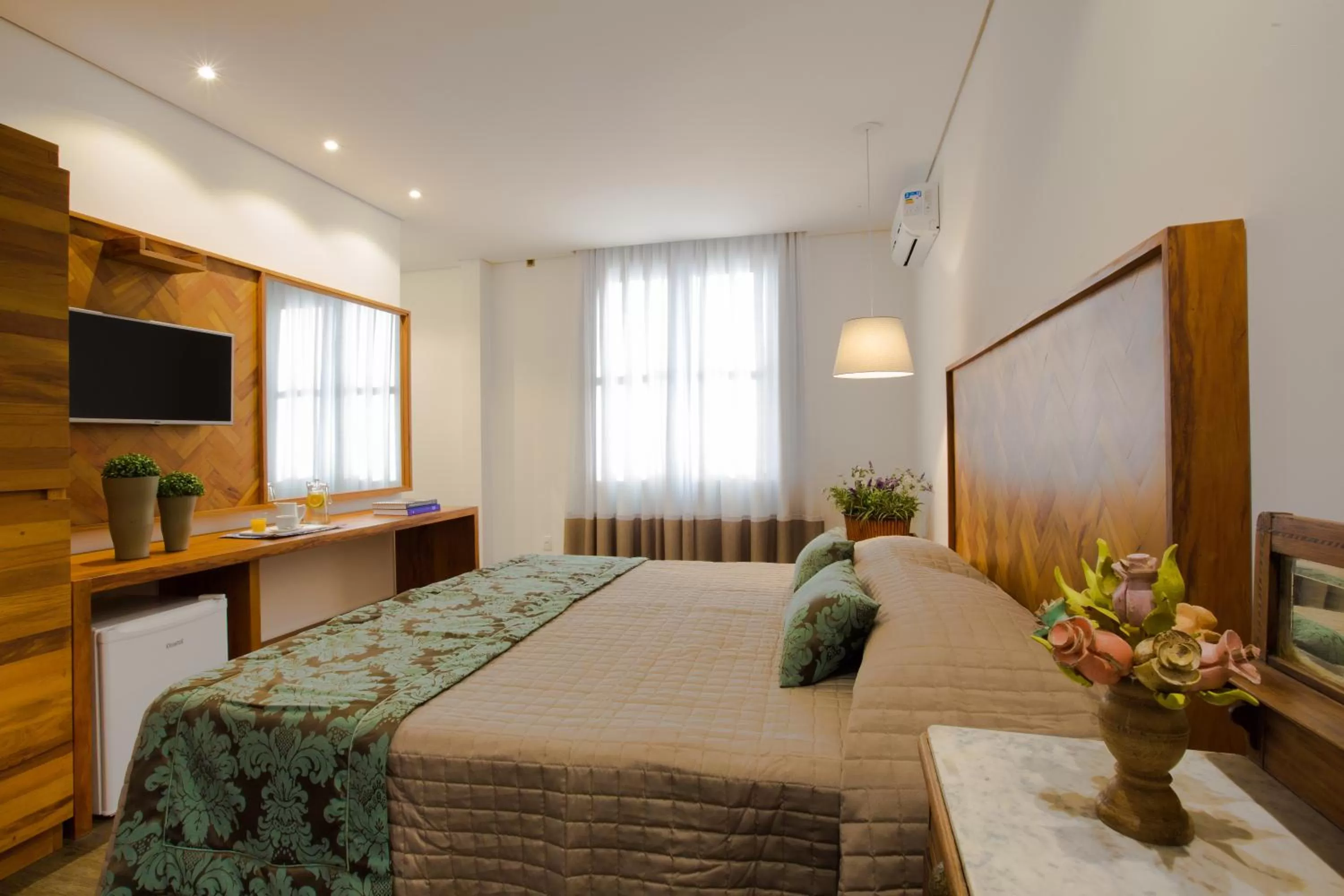 Photo of the whole room, Bed in Pousada Armazém 26