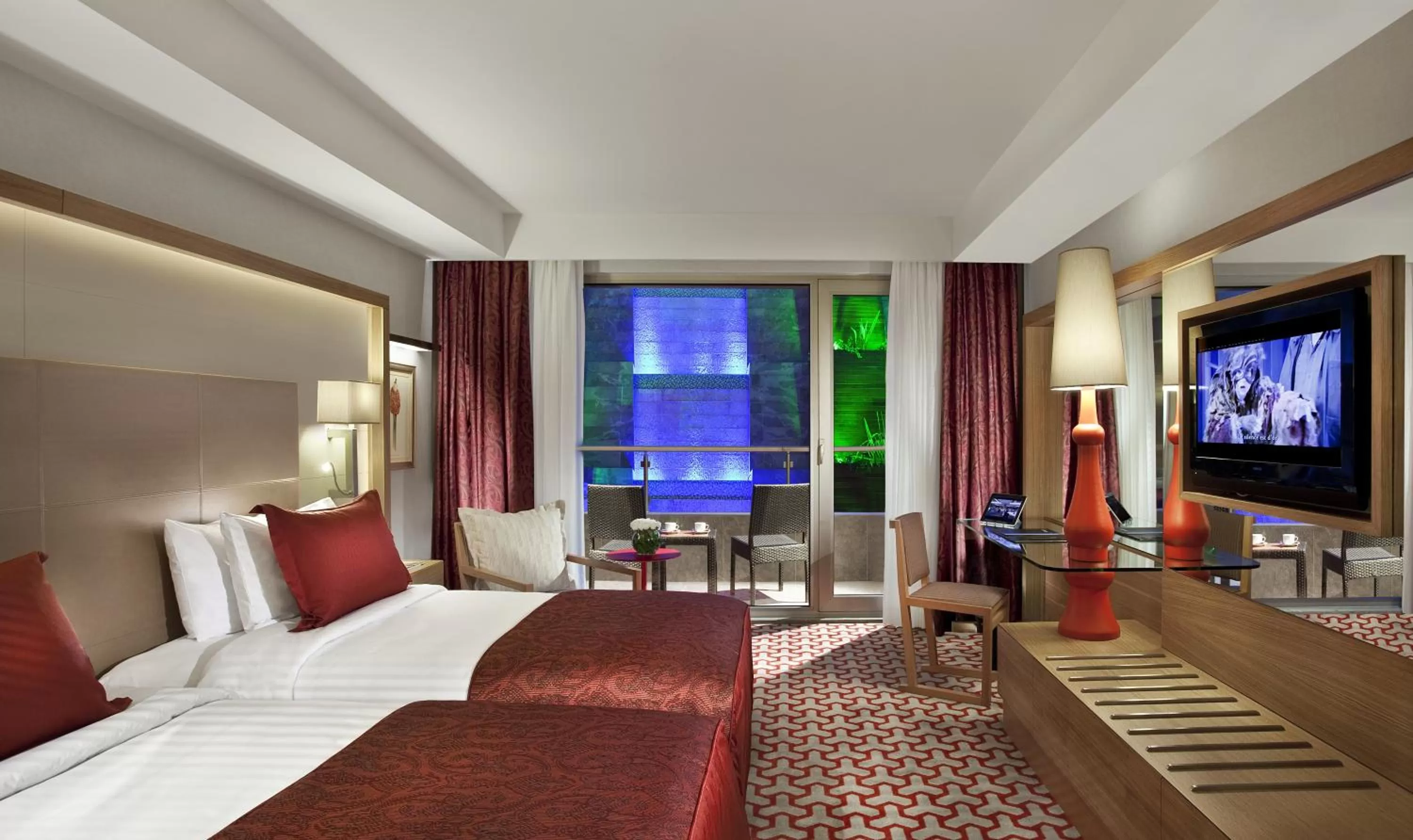 Photo of the whole room in Divan Bursa