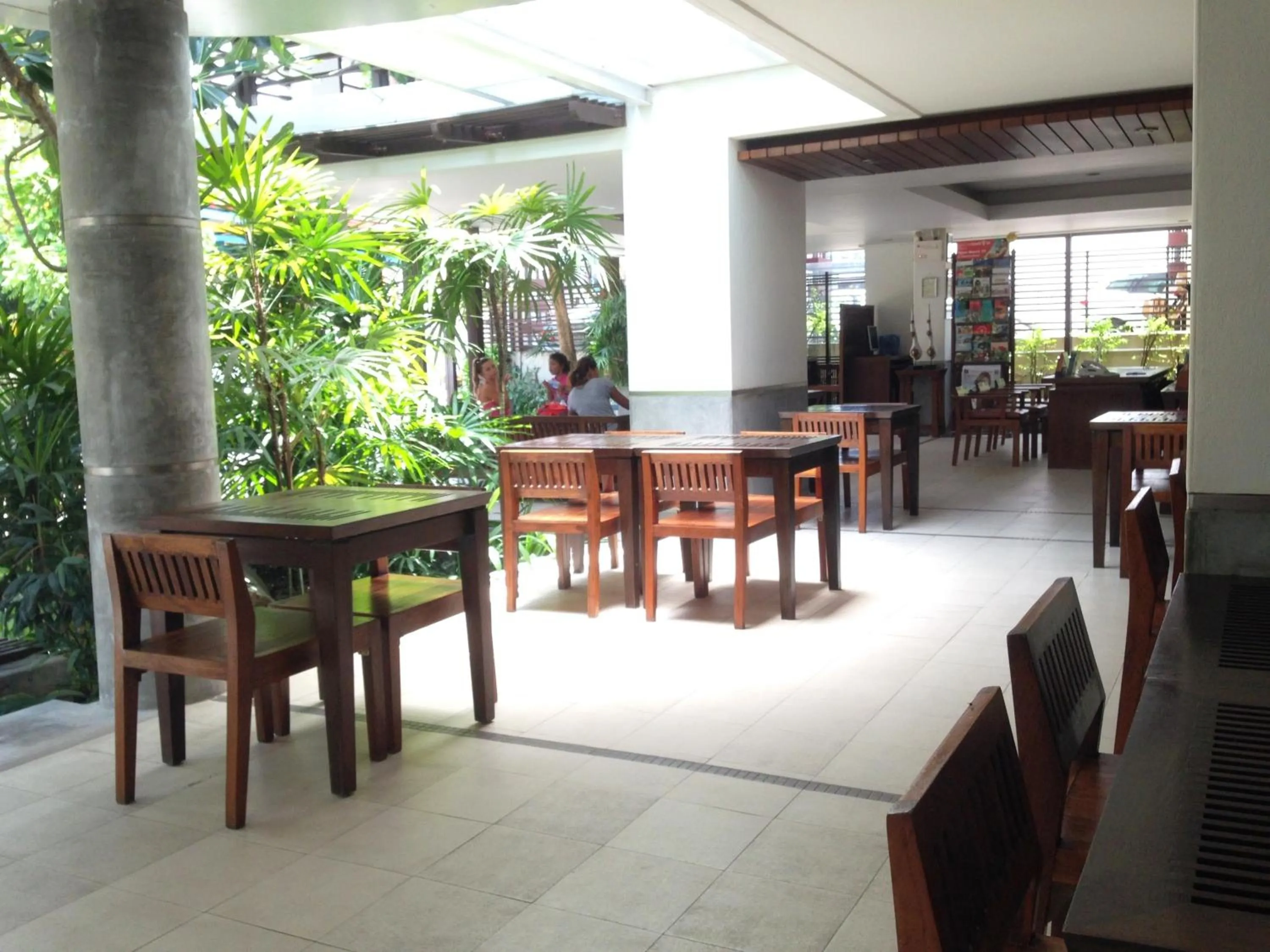 Restaurant/places to eat in Evergreen Resort