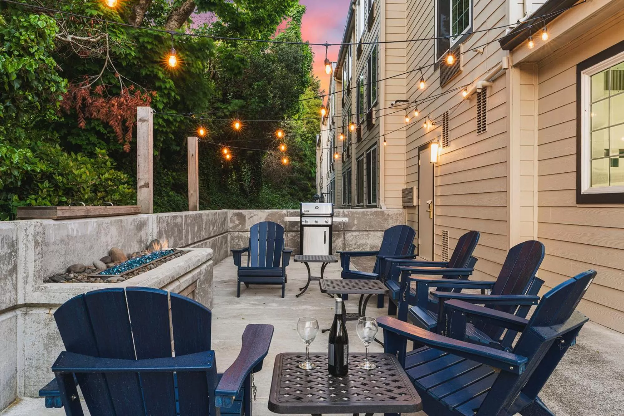 Property building in The Ashley Inn & Suites