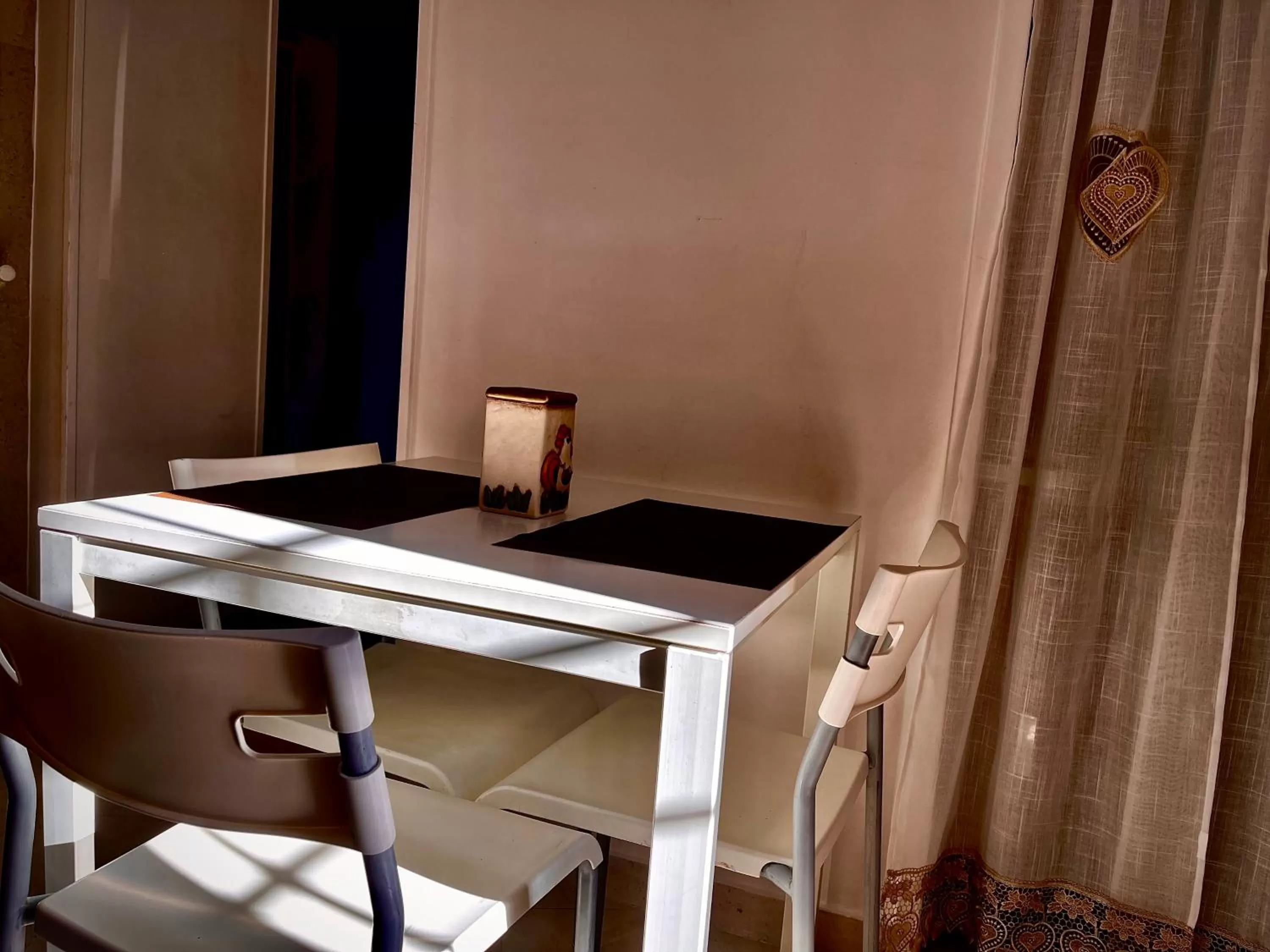 Dining Area in Villa Pignatelli