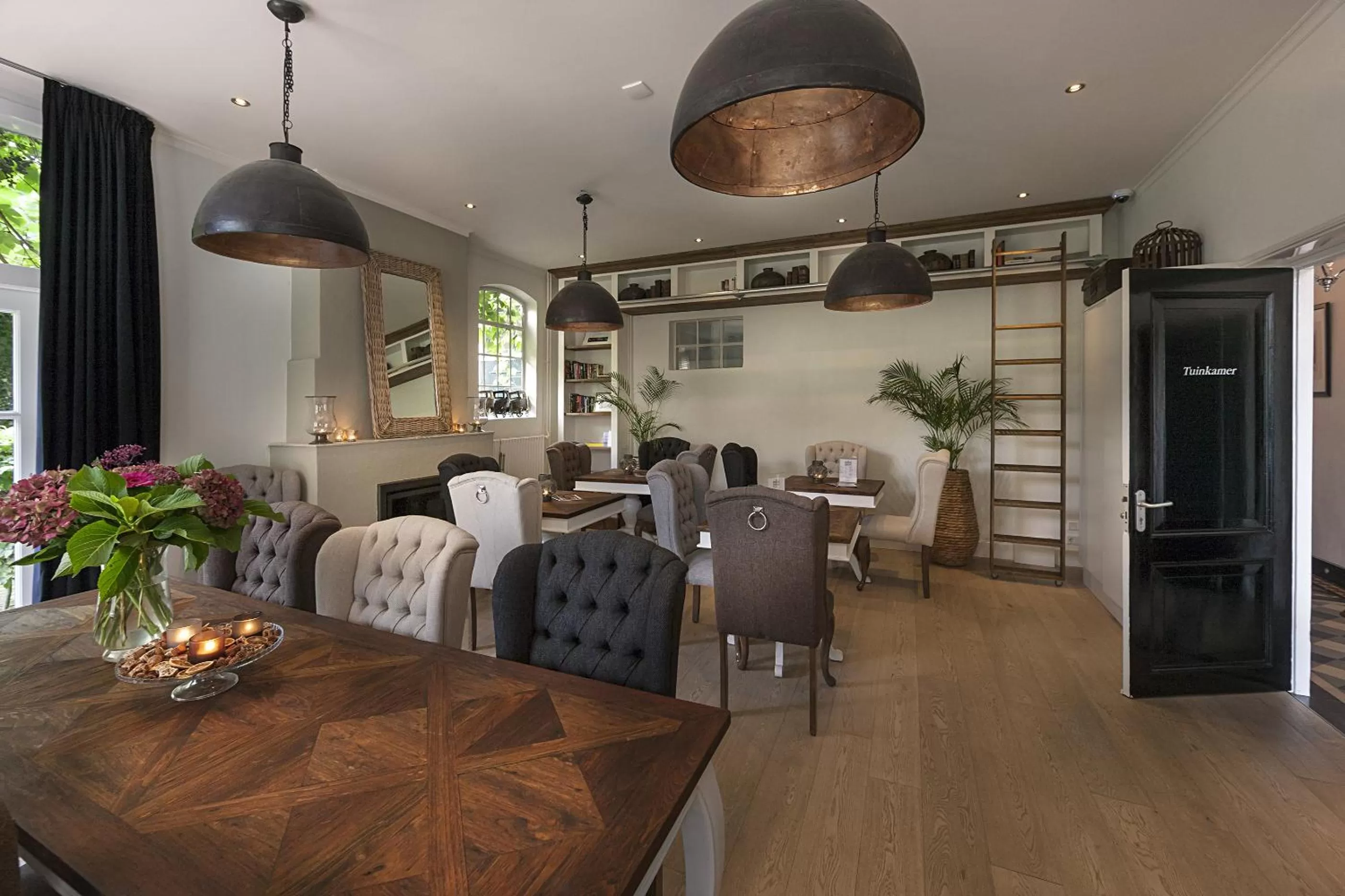 Restaurant/places to eat in Hotel de Tabaksplant