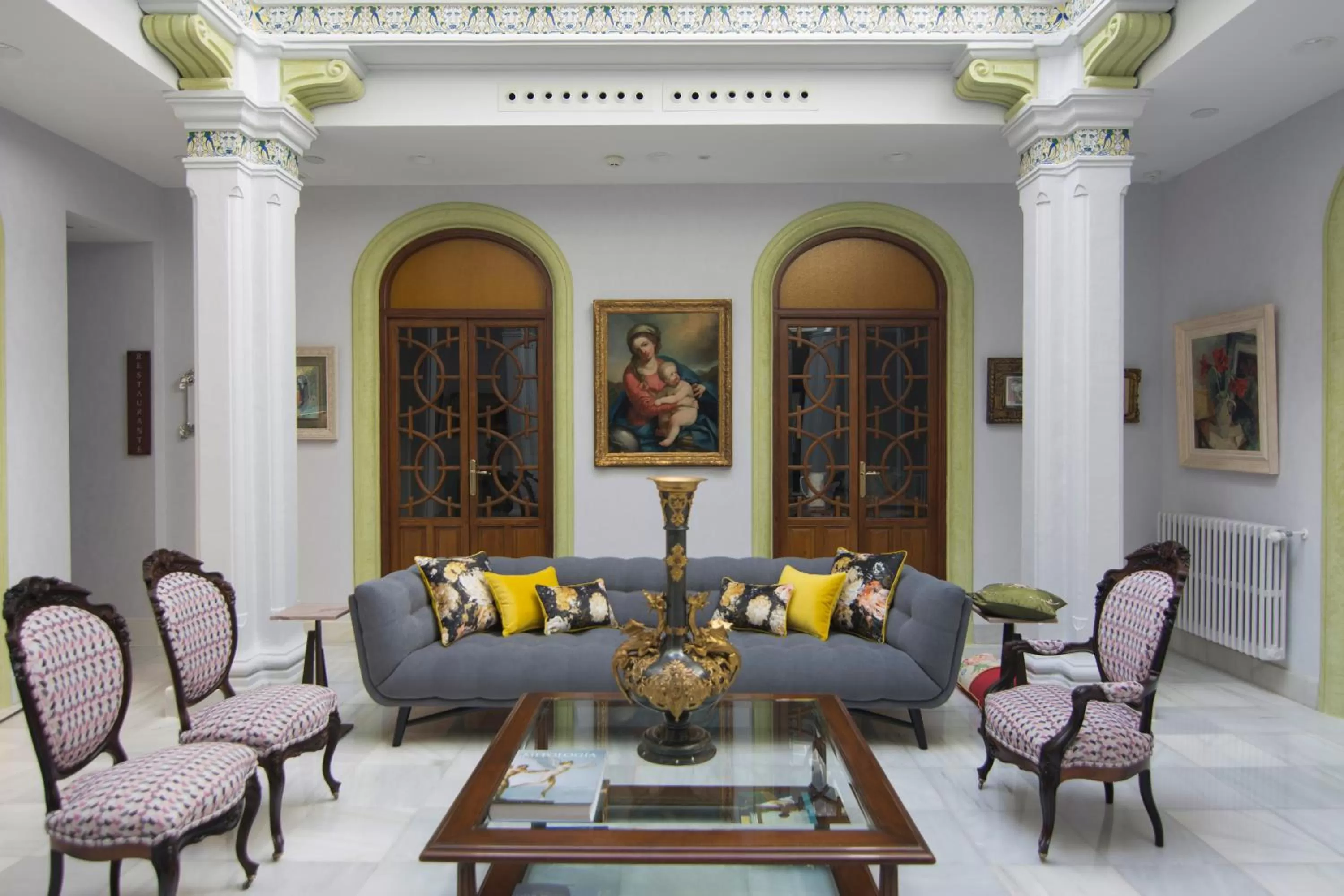 Living room in Hotel Oleum - Parking Gratuito bajo disponibilidad y reserva previa