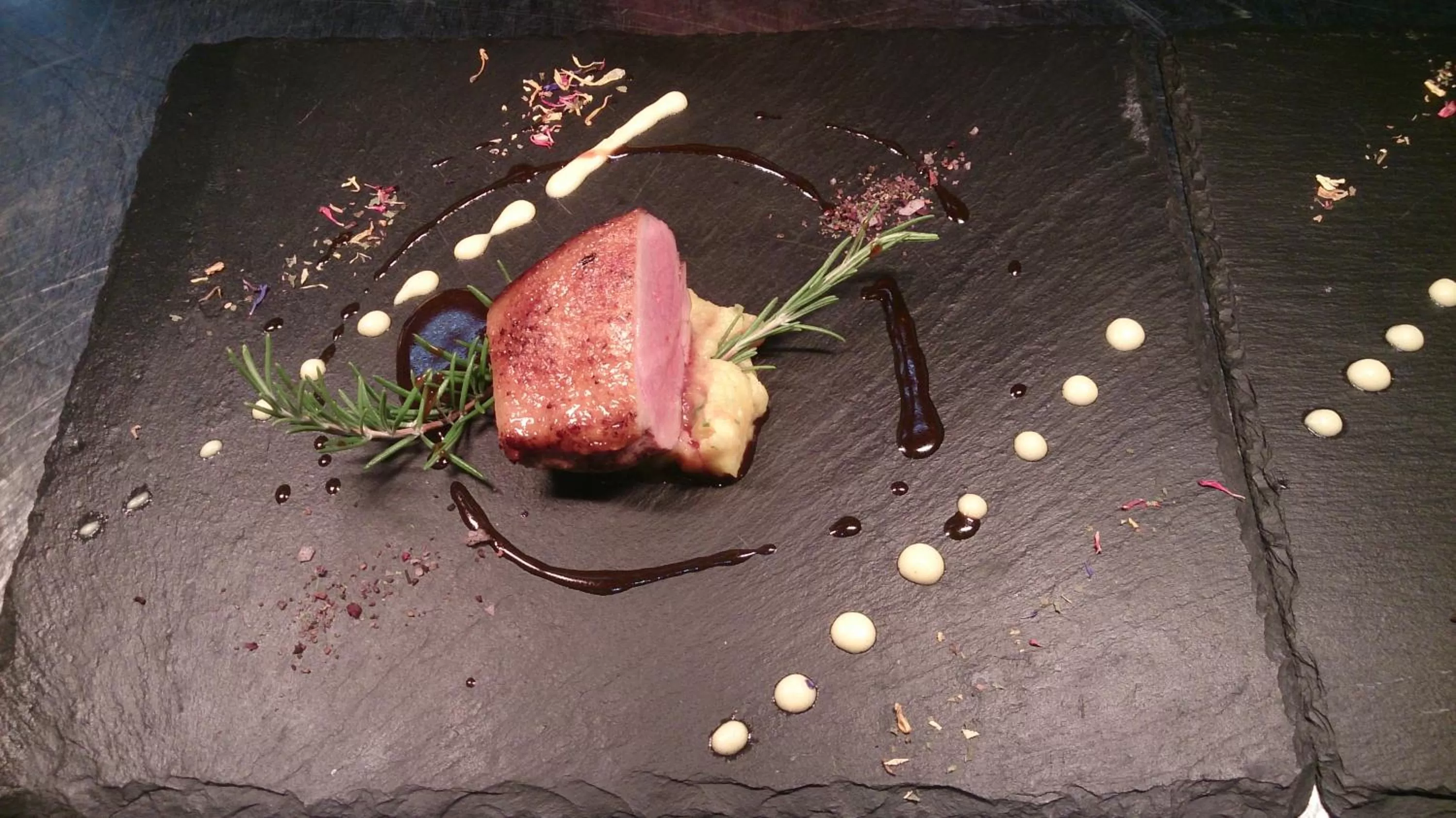 Restaurant/places to eat in Hotel-Restaurant Bierhäusle