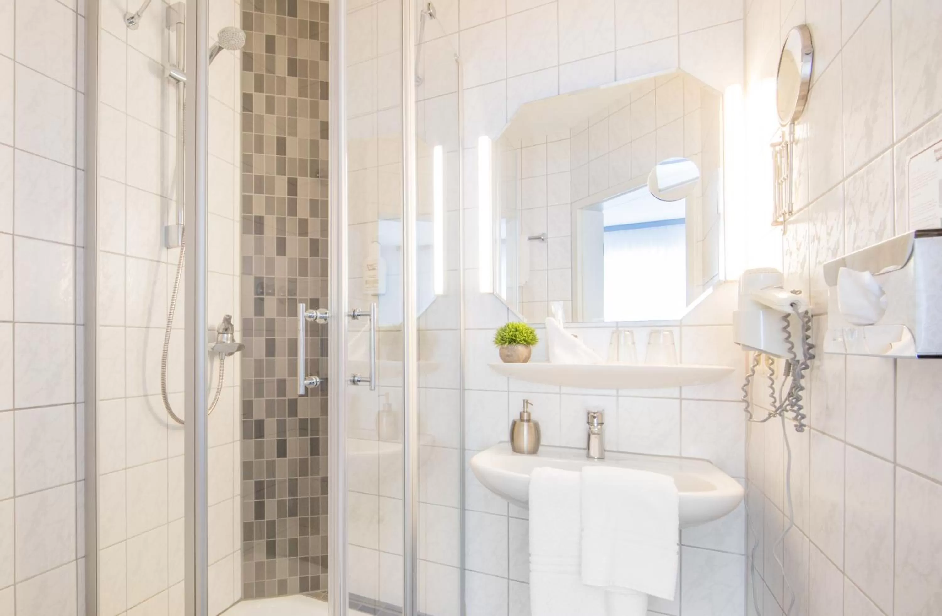 Bathroom in Hotel Am Kurpark Späth