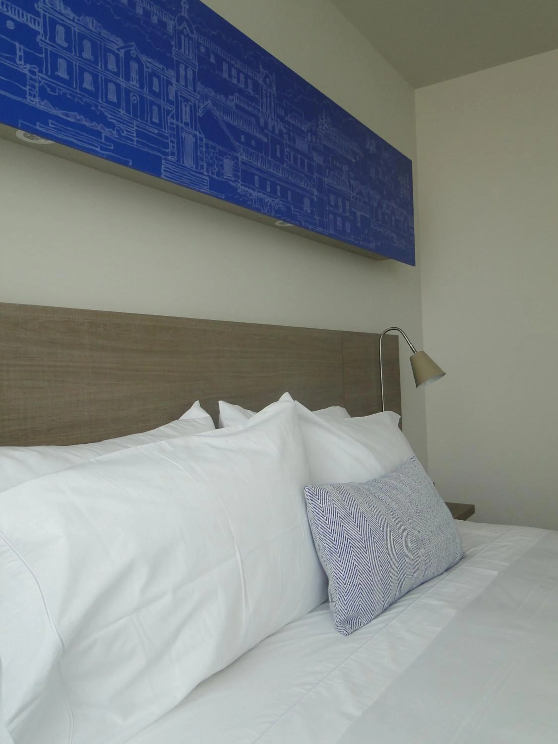 Bedroom, Bed in Hotel bh Usaquén