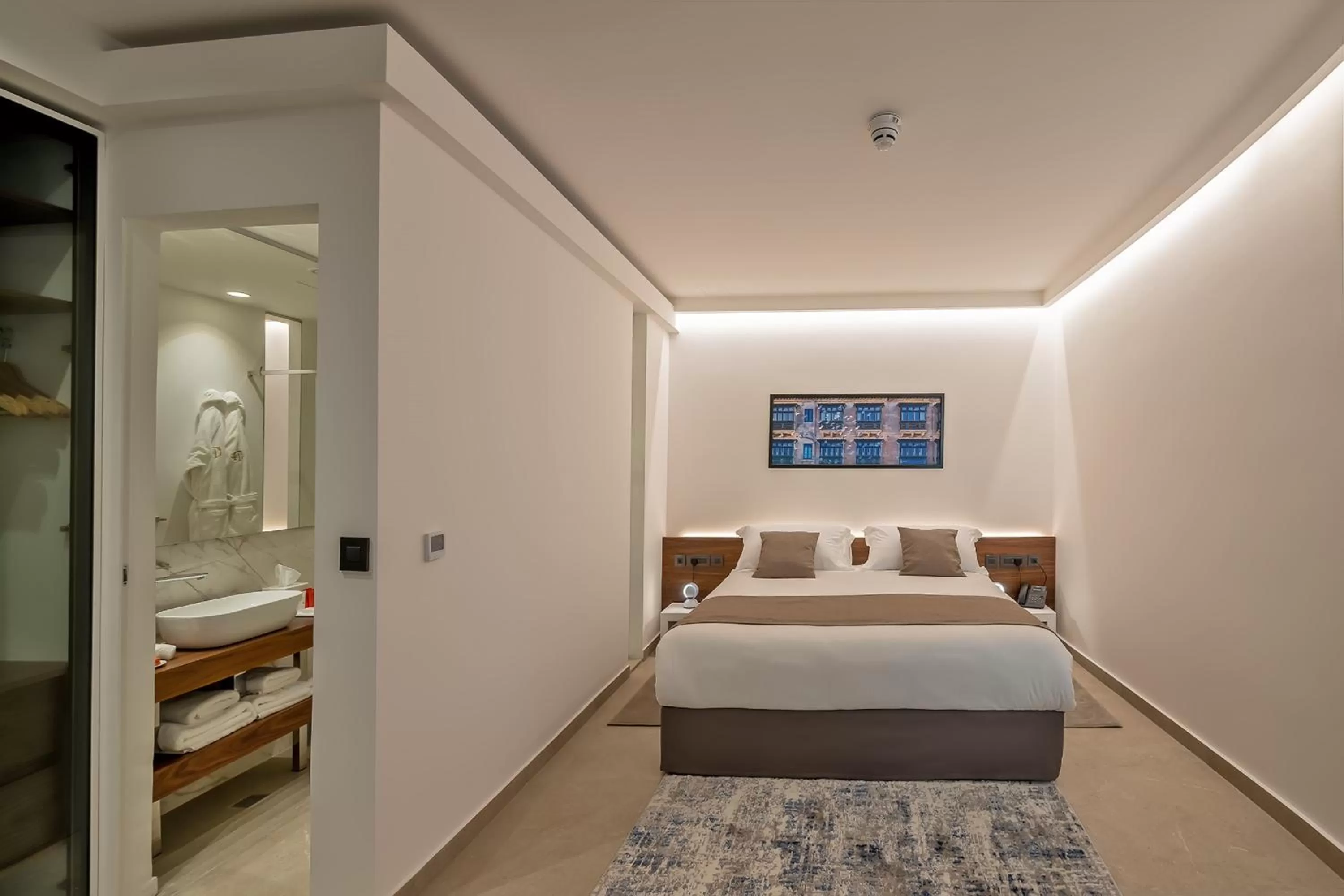 Bathroom, Bed in The Capital Boutique Hotel