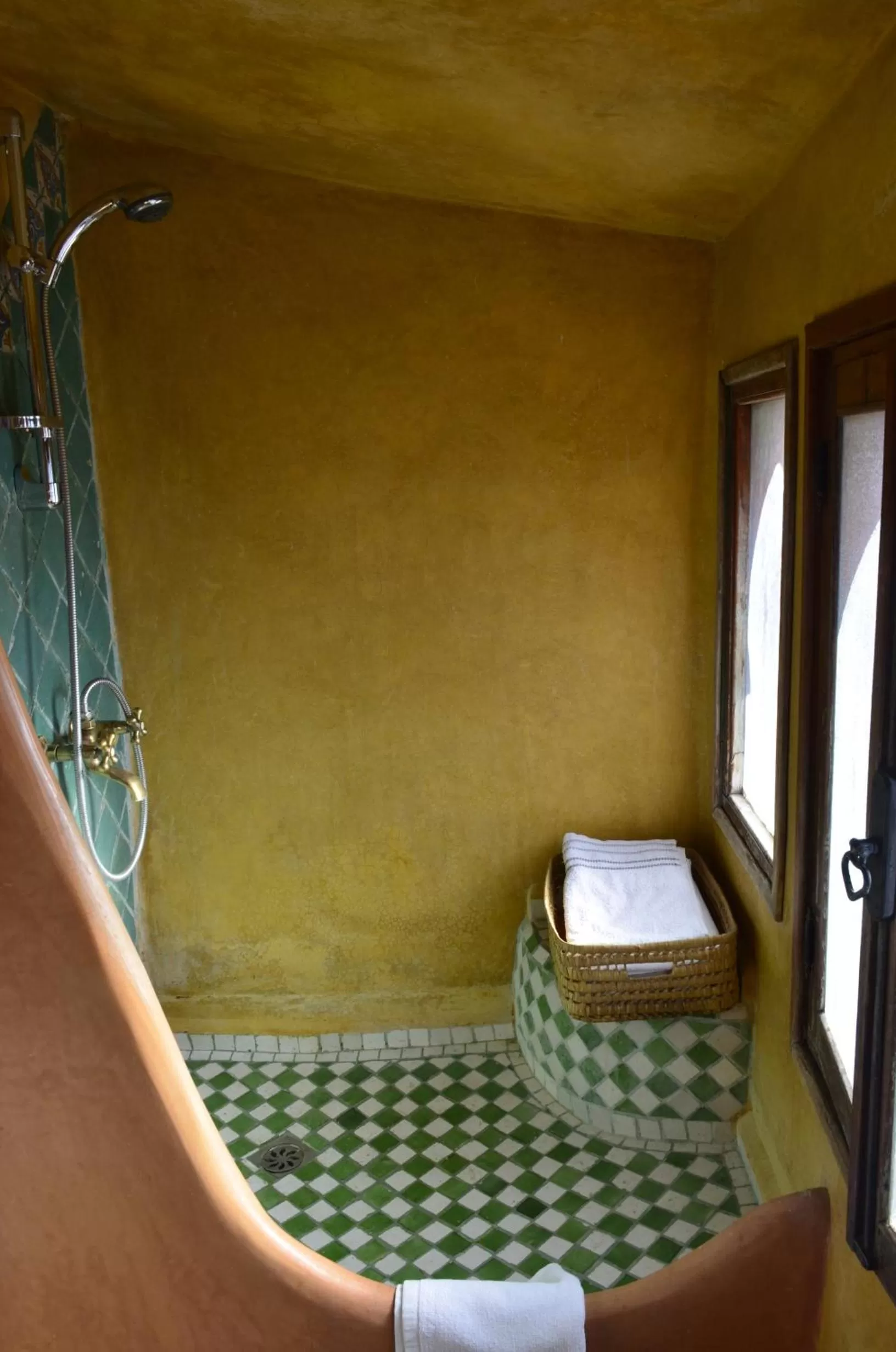 Shower, Bed in Dar Meziana