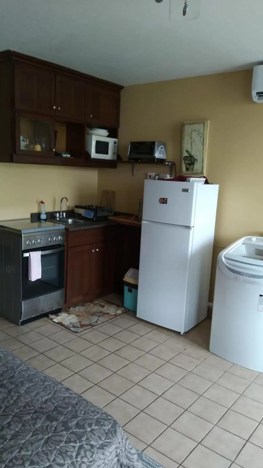 Kitchen or kitchenette, Kitchen/Kitchenette in Seacastles by the beach/pool