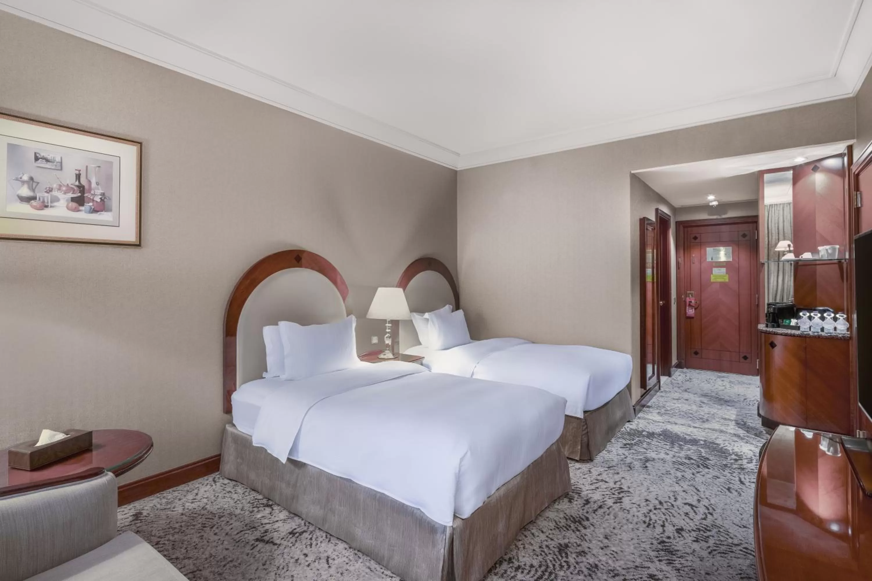 Bedroom, Bed in Madinah Hilton Hotel