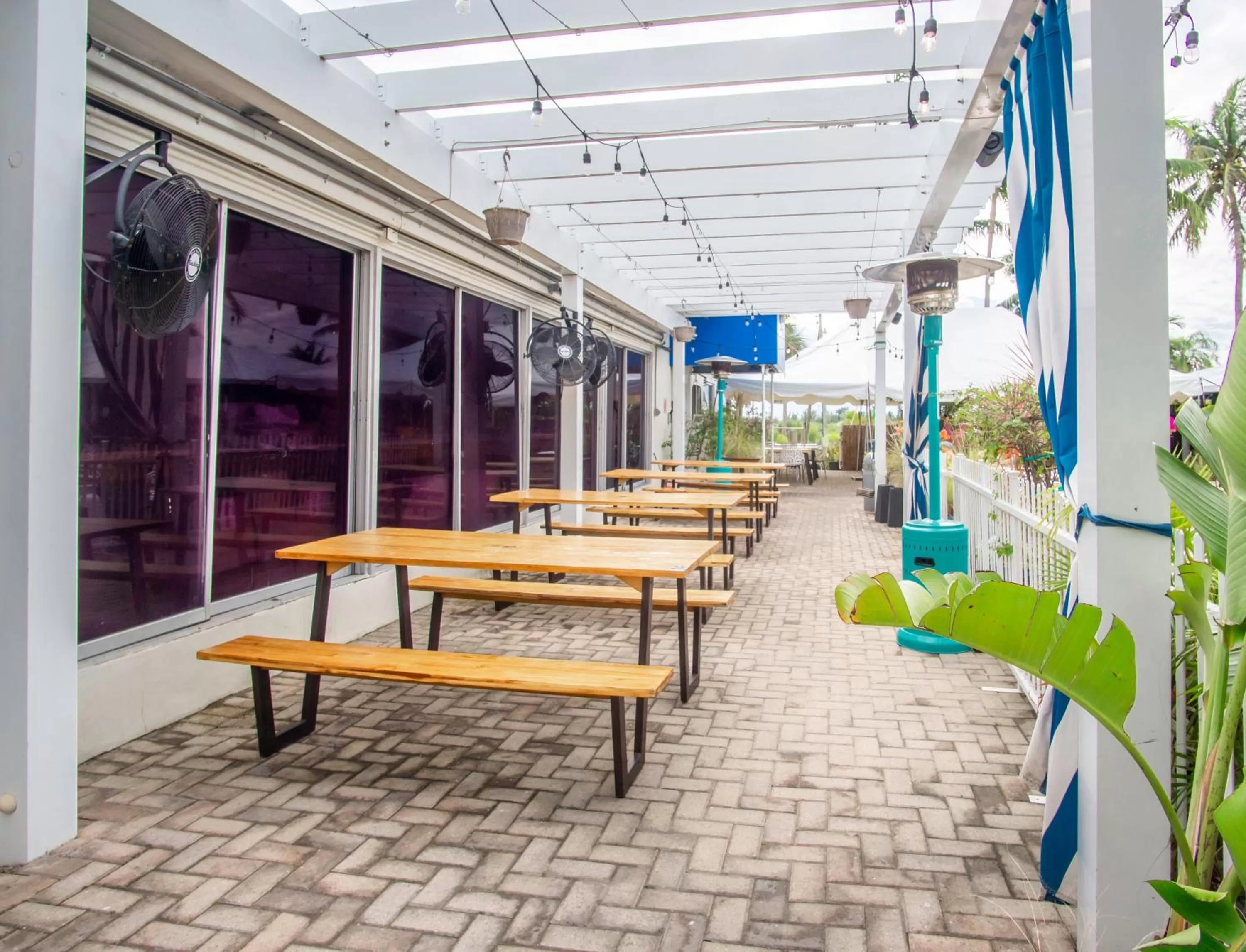 Patio in Skipjack Resort & Marina