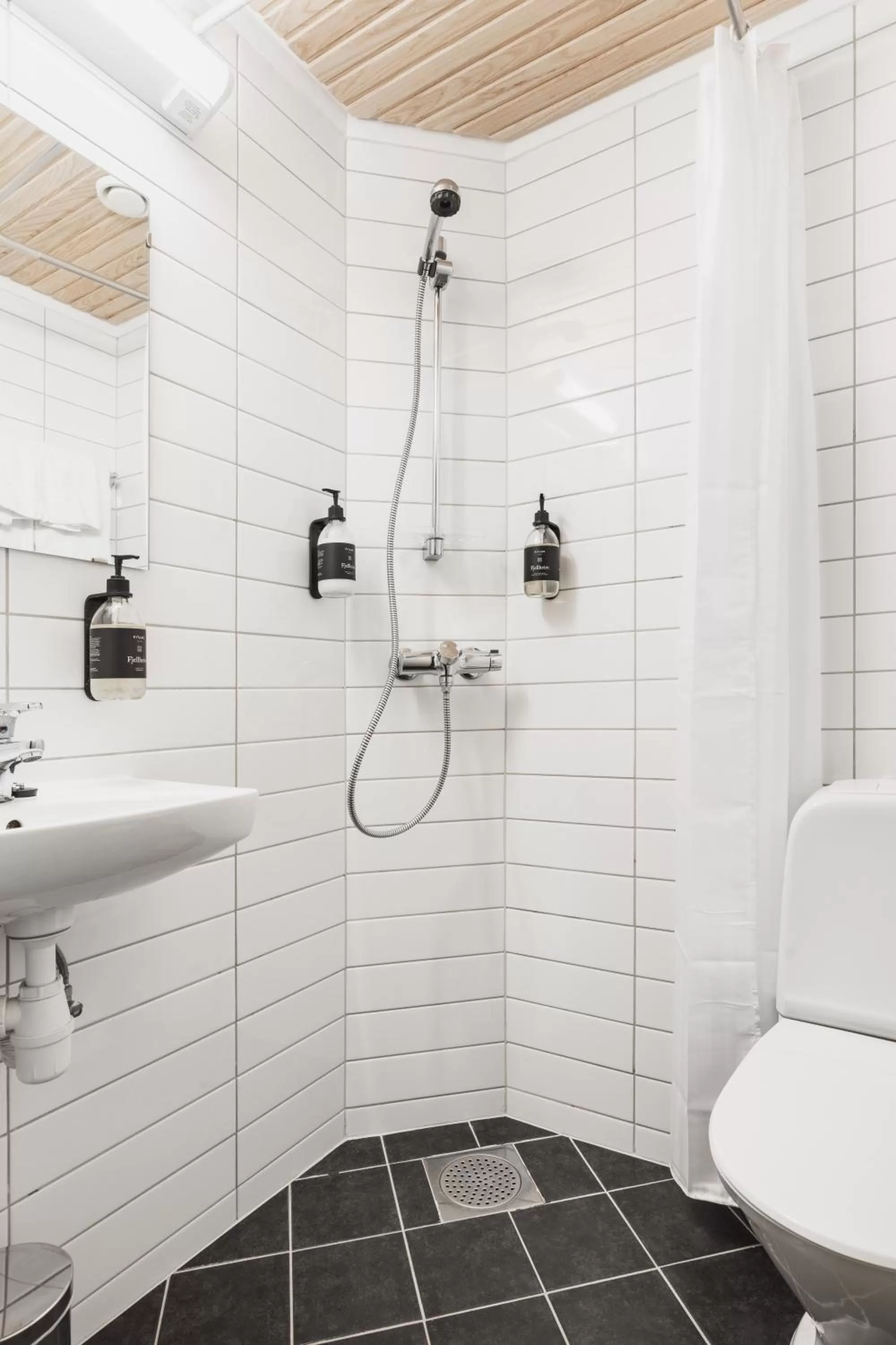 Bathroom in Augustin Hotel