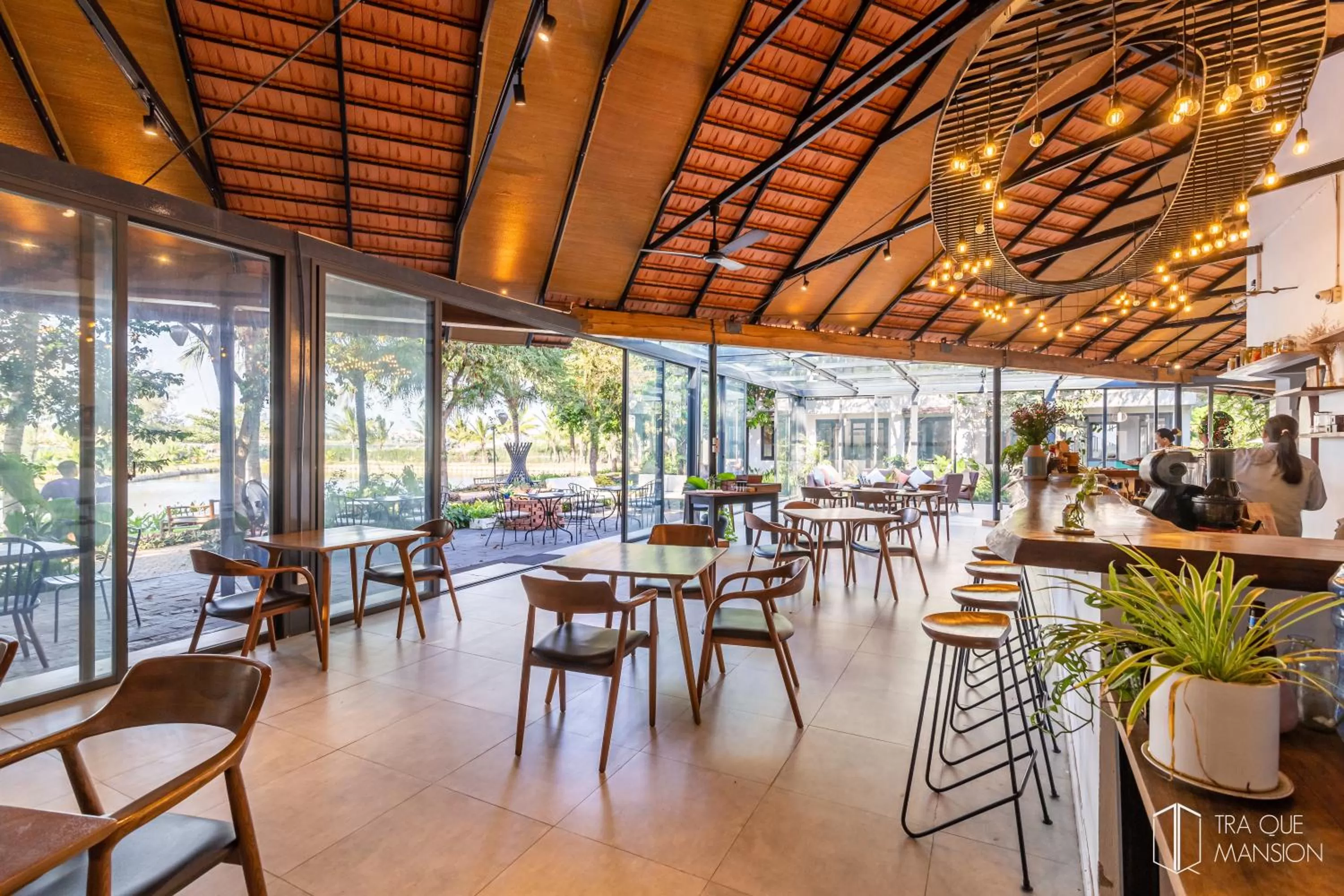 Breakfast in Tra Que Mansion