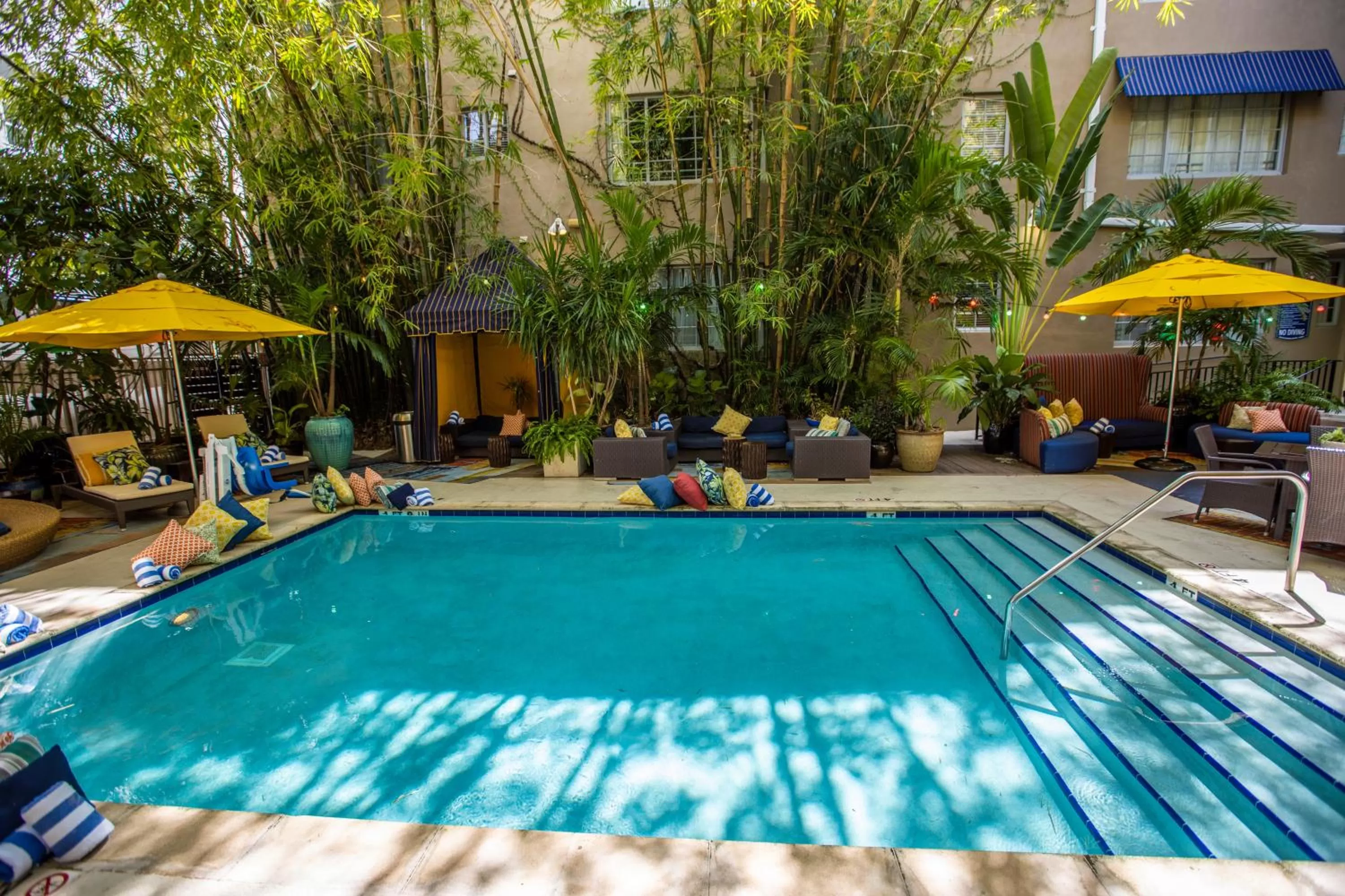 Swimming pool in Riviera Suites