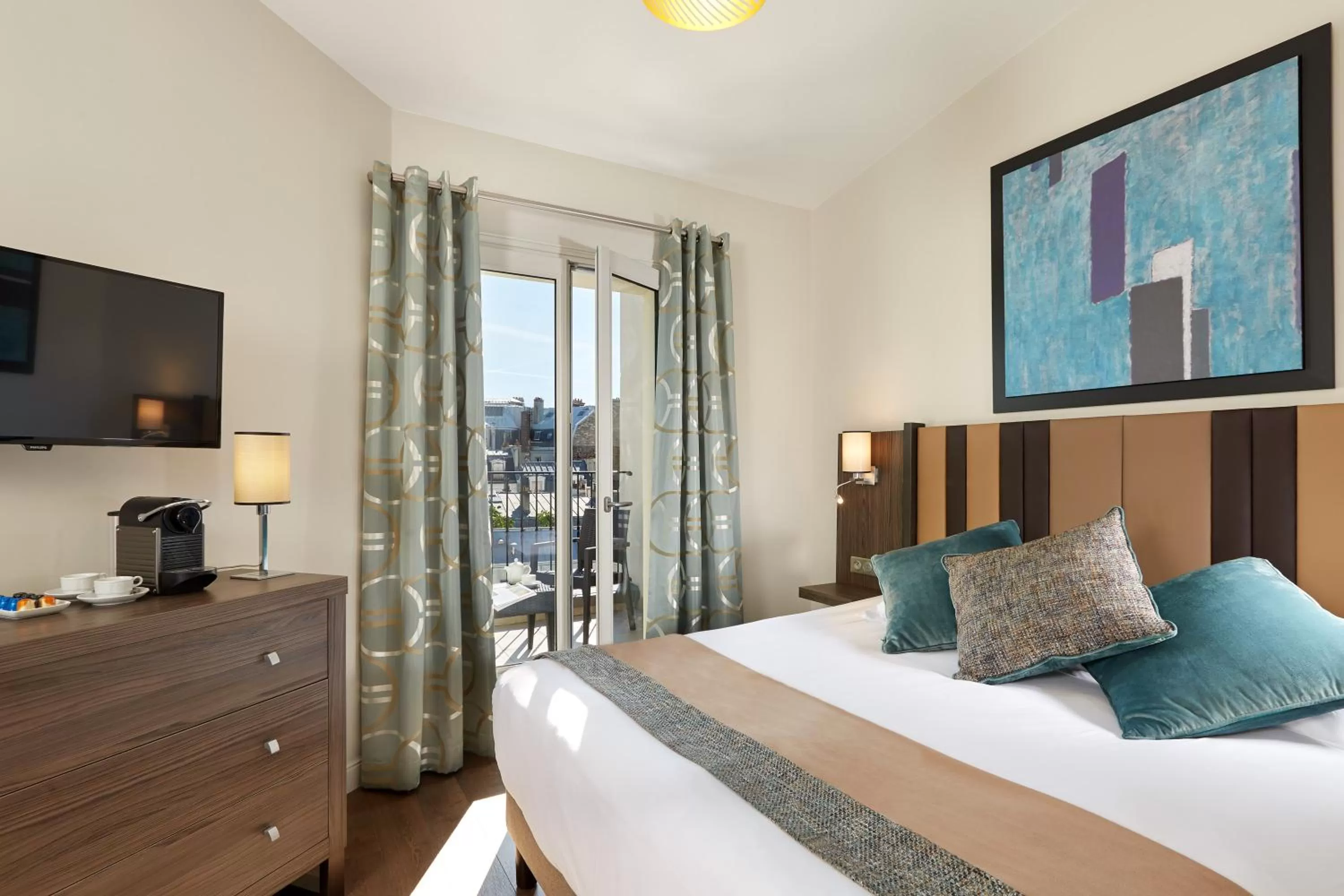 Decorative detail, Bed in Régence Etoile