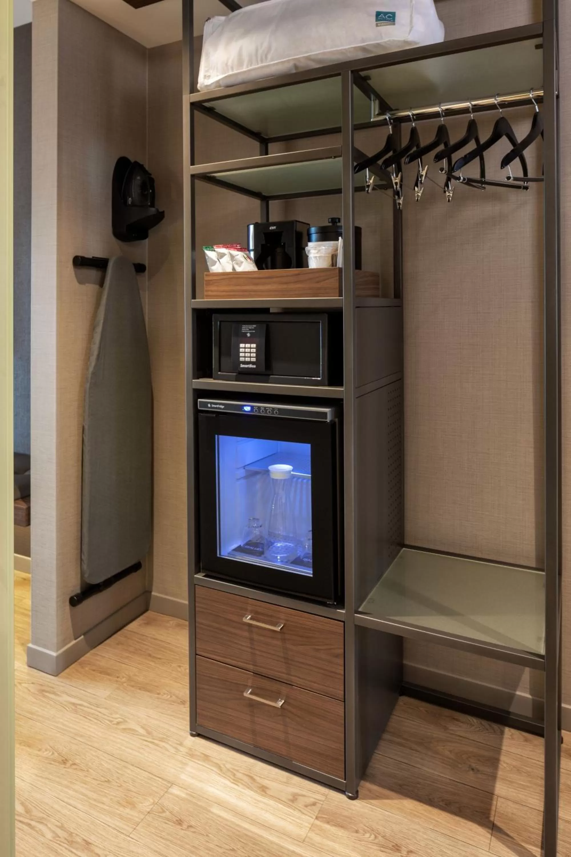 Photo of the whole room in AC Hotel by Marriott Bloomington Mall of America