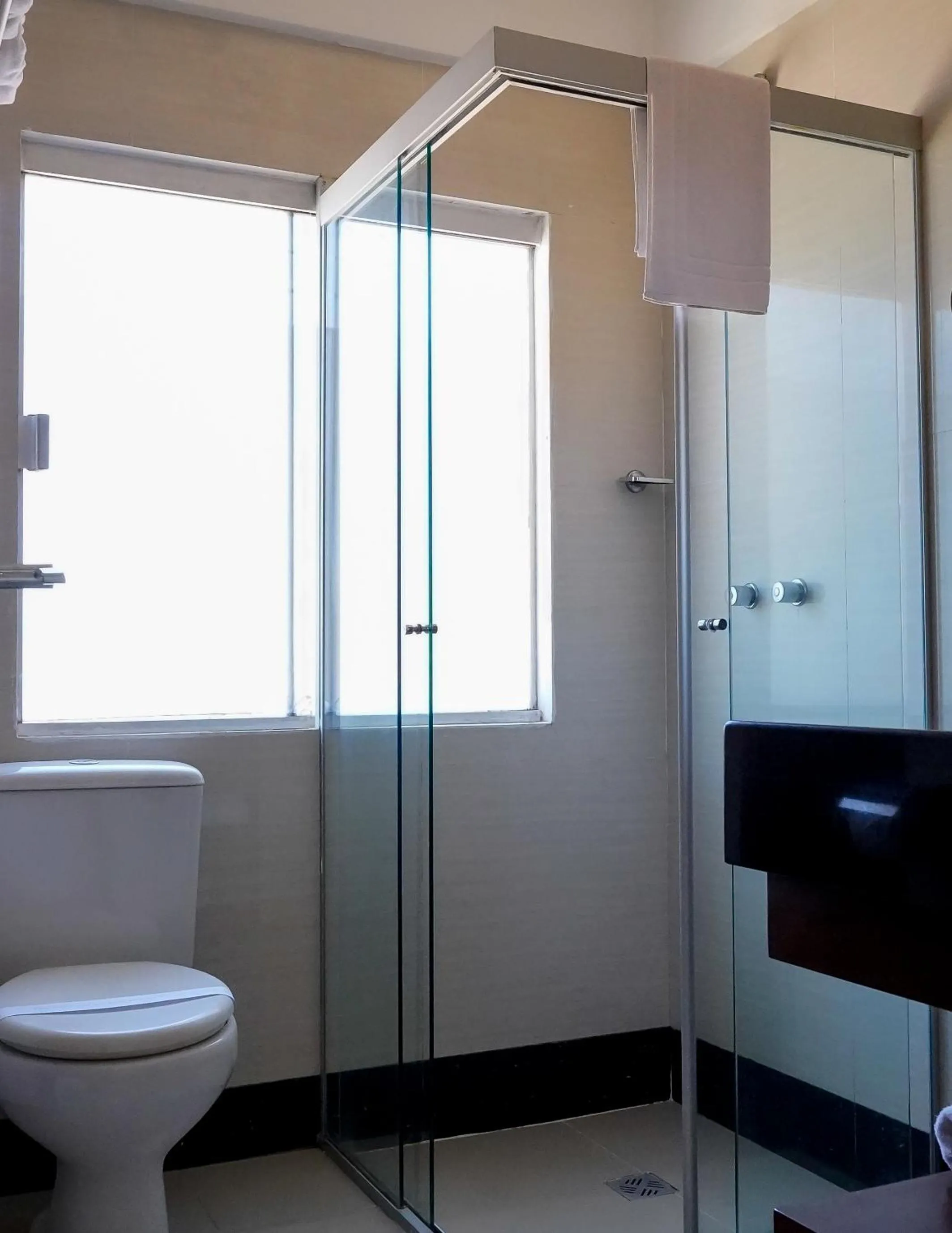 Shower in Prince Hotel