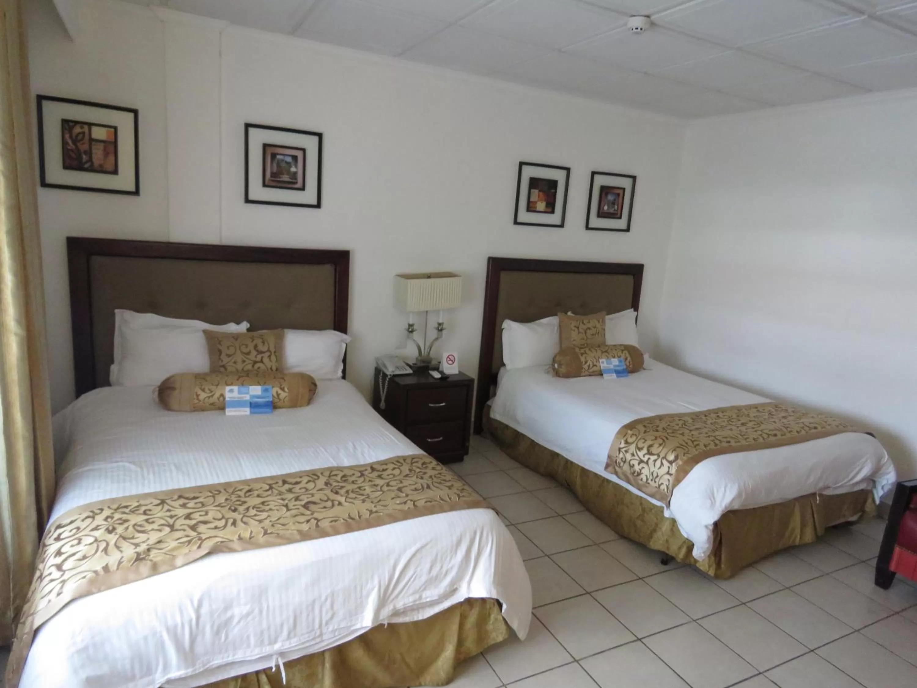 Photo of the whole room, Bed in Gran Hotel Nacional