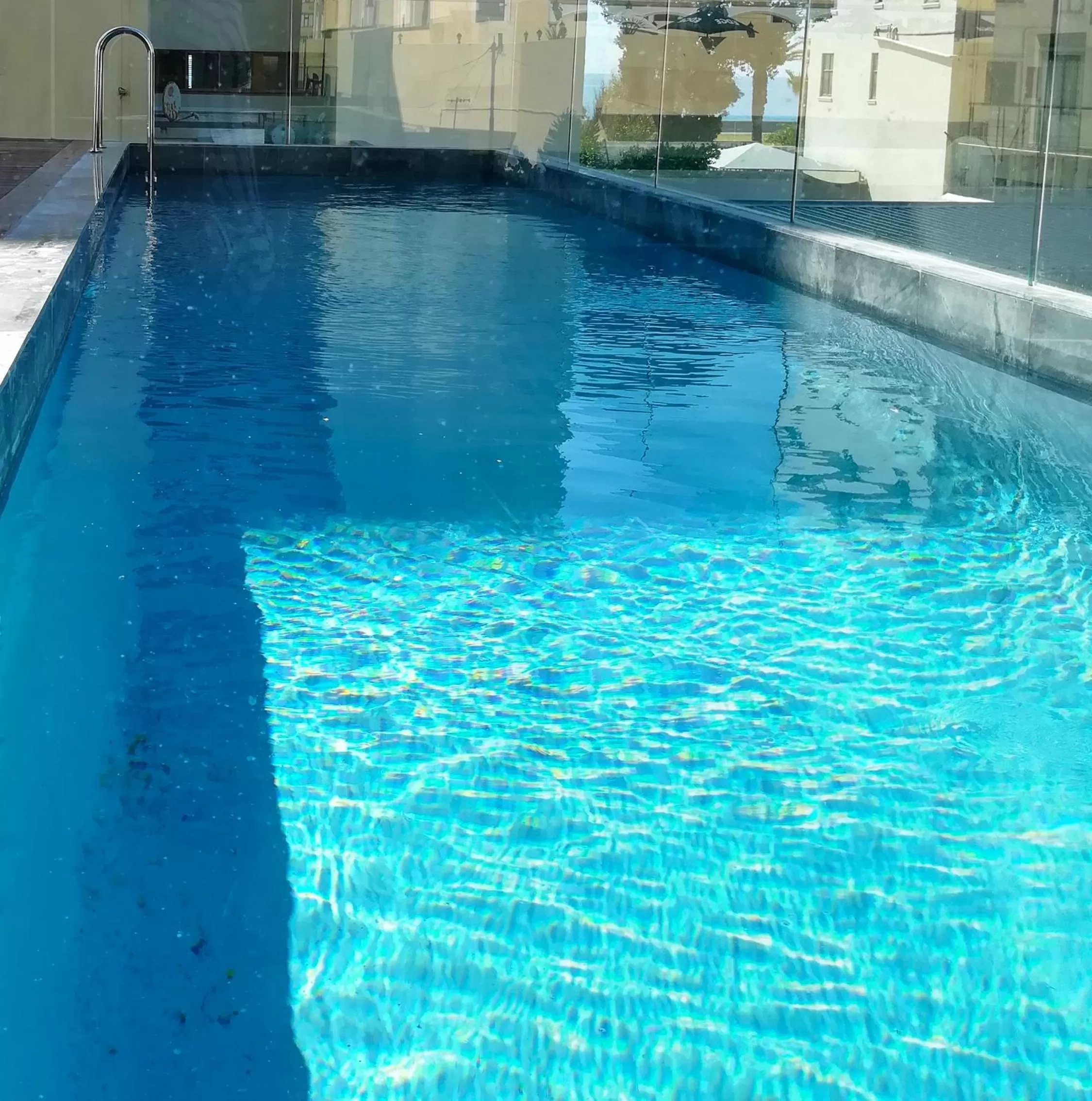 Swimming pool in Premier Hotel Cape Town