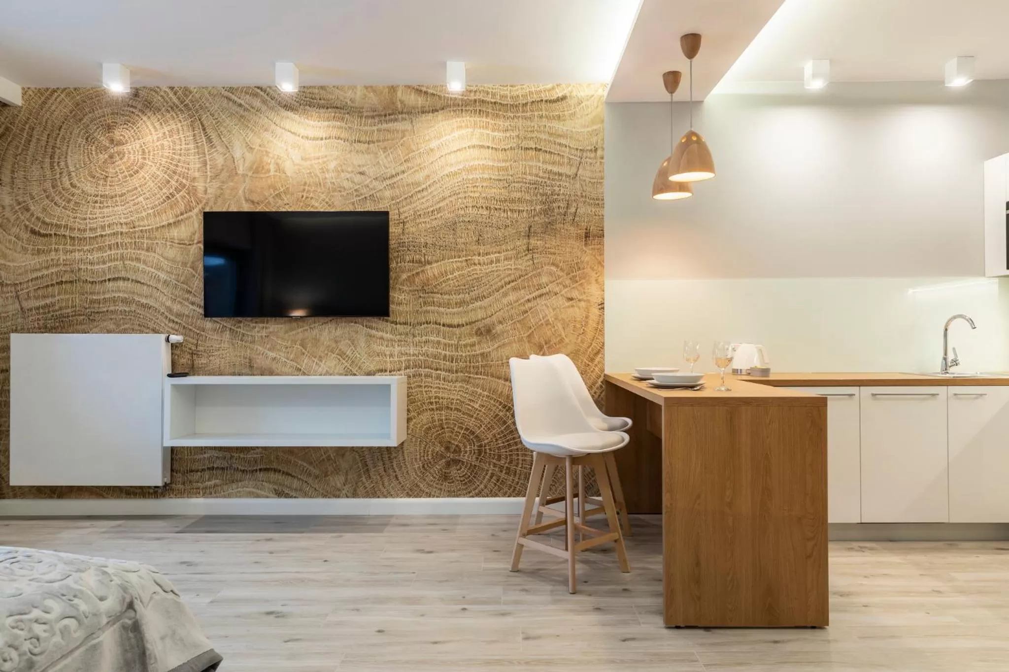 TV and multimedia in Royal Hill Residence