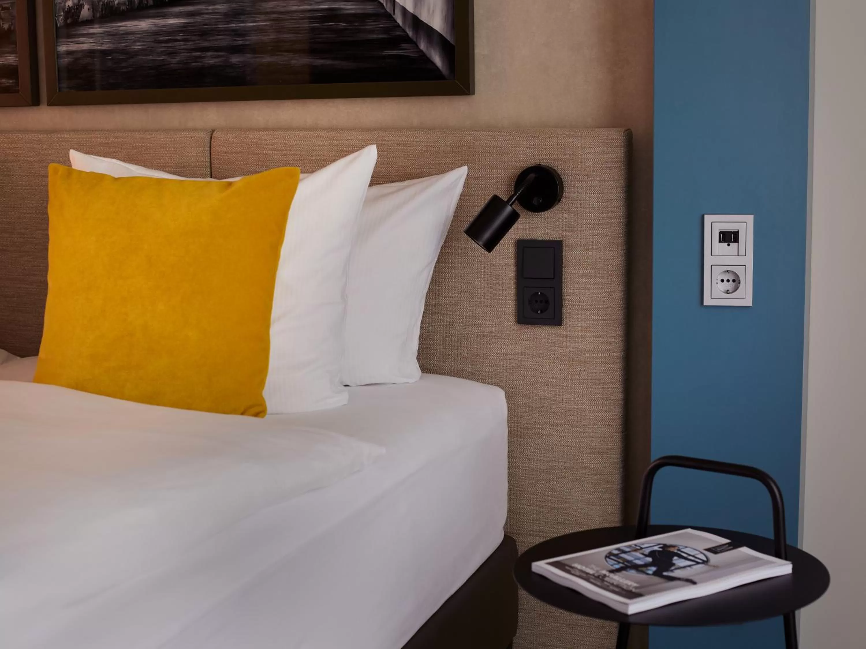 Bed in Hotel Mondial am Dom Cologne MGallery