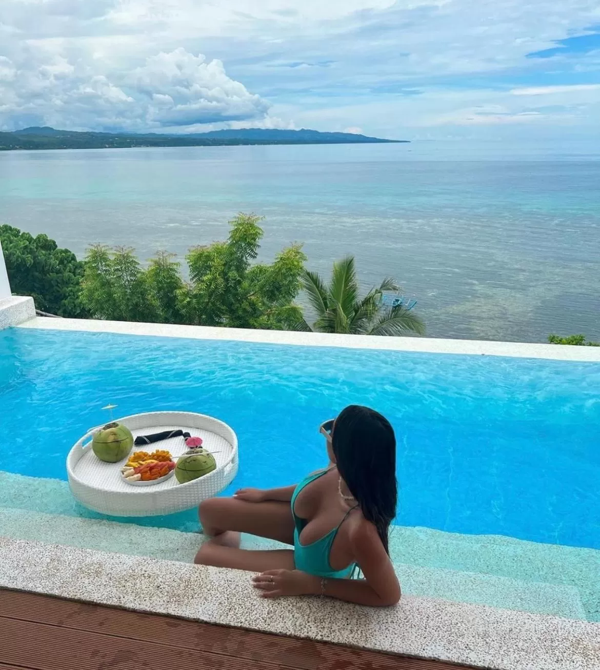 Swimming pool in Epic Suites Bohol ADULTS ONLY