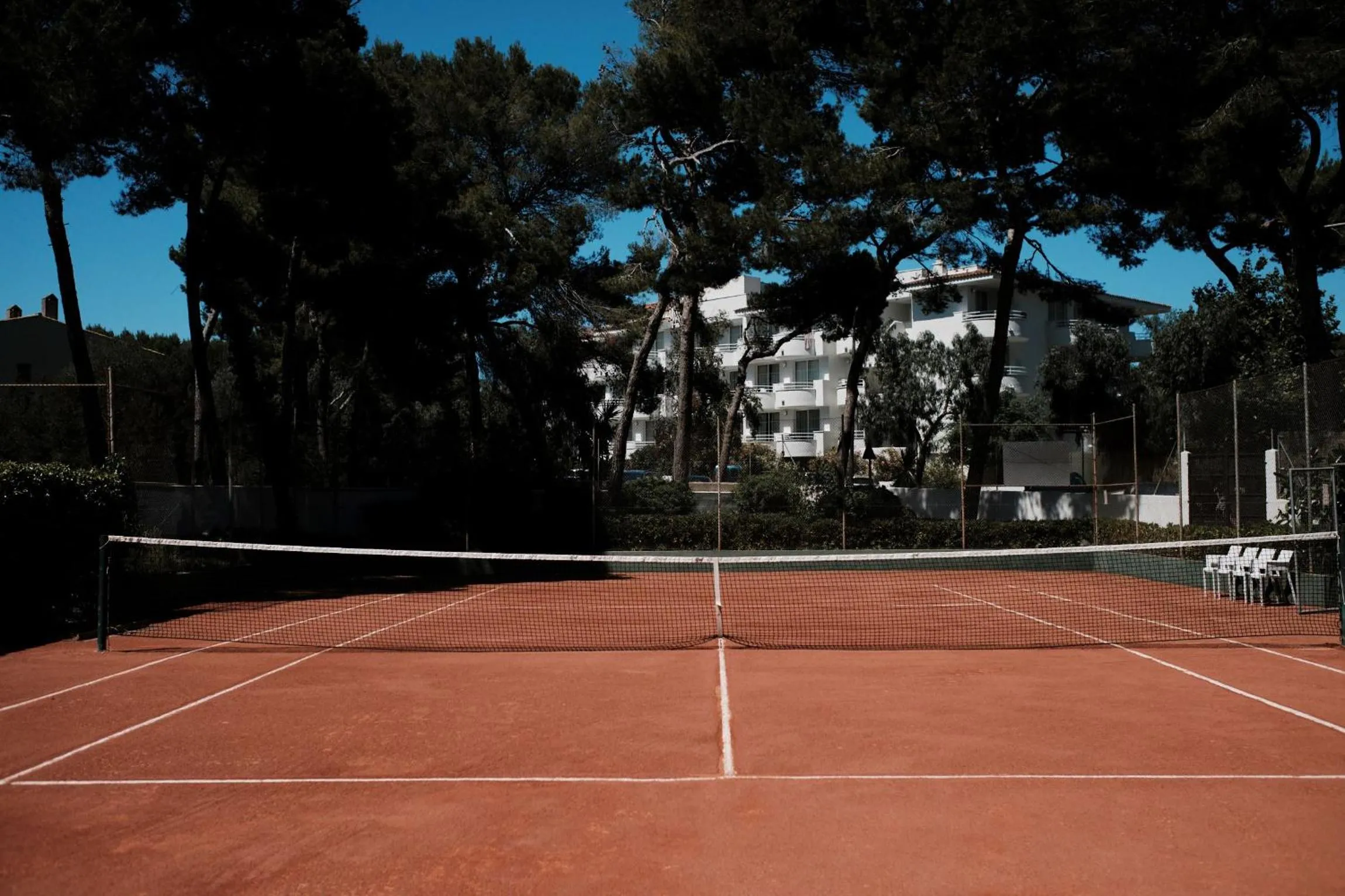 Tennis court in Prinsotel La Pineda