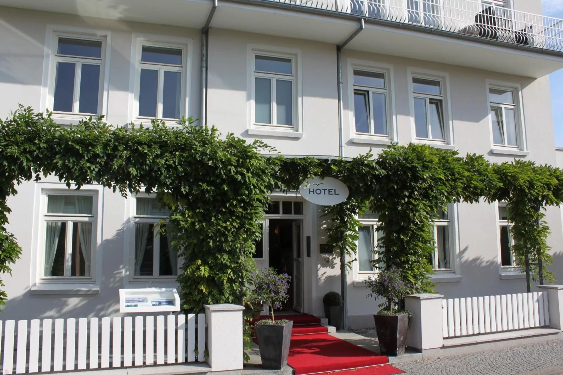 Facade/entrance in Hotel Seemöwe