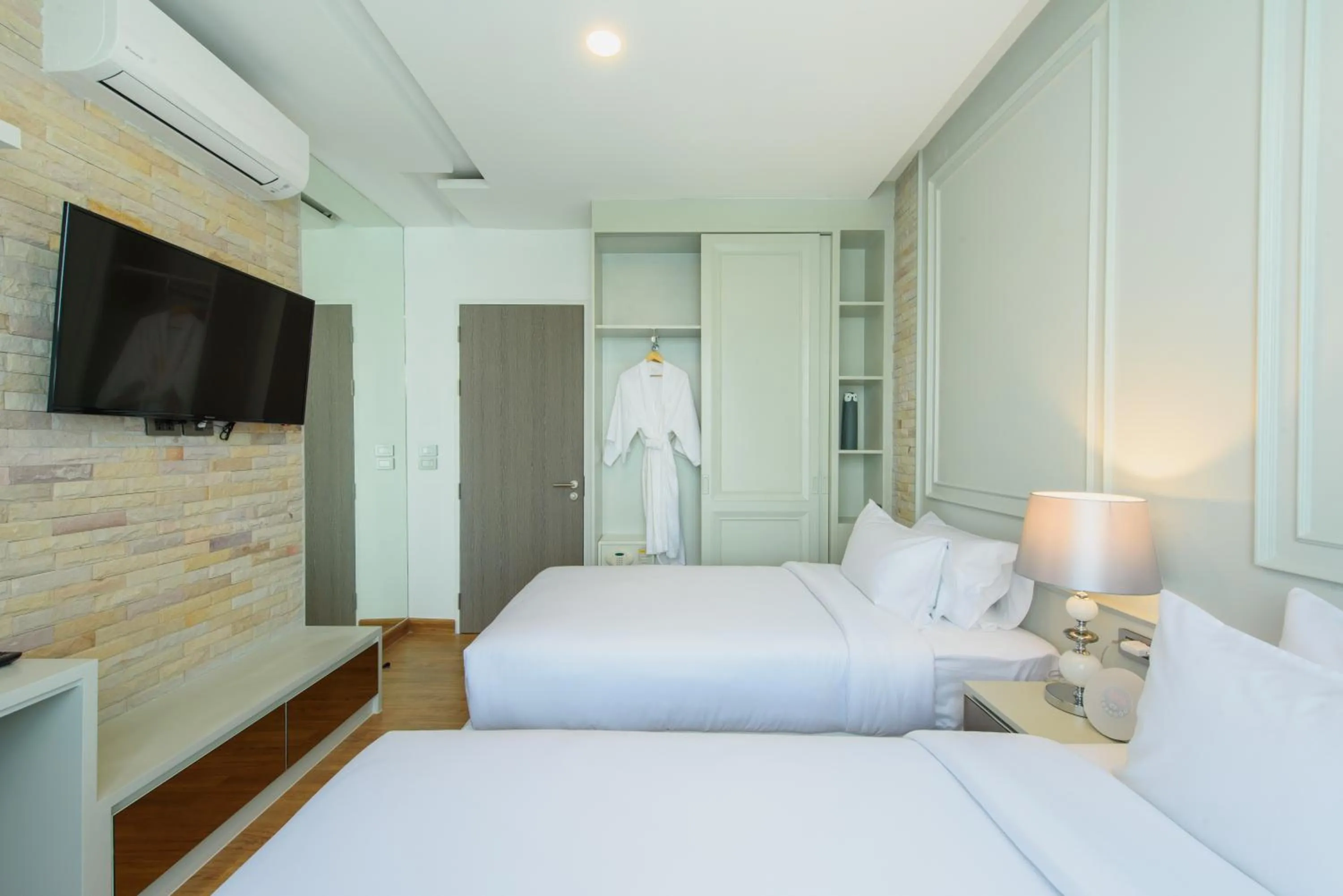 Bed in Parc Borough City Resort