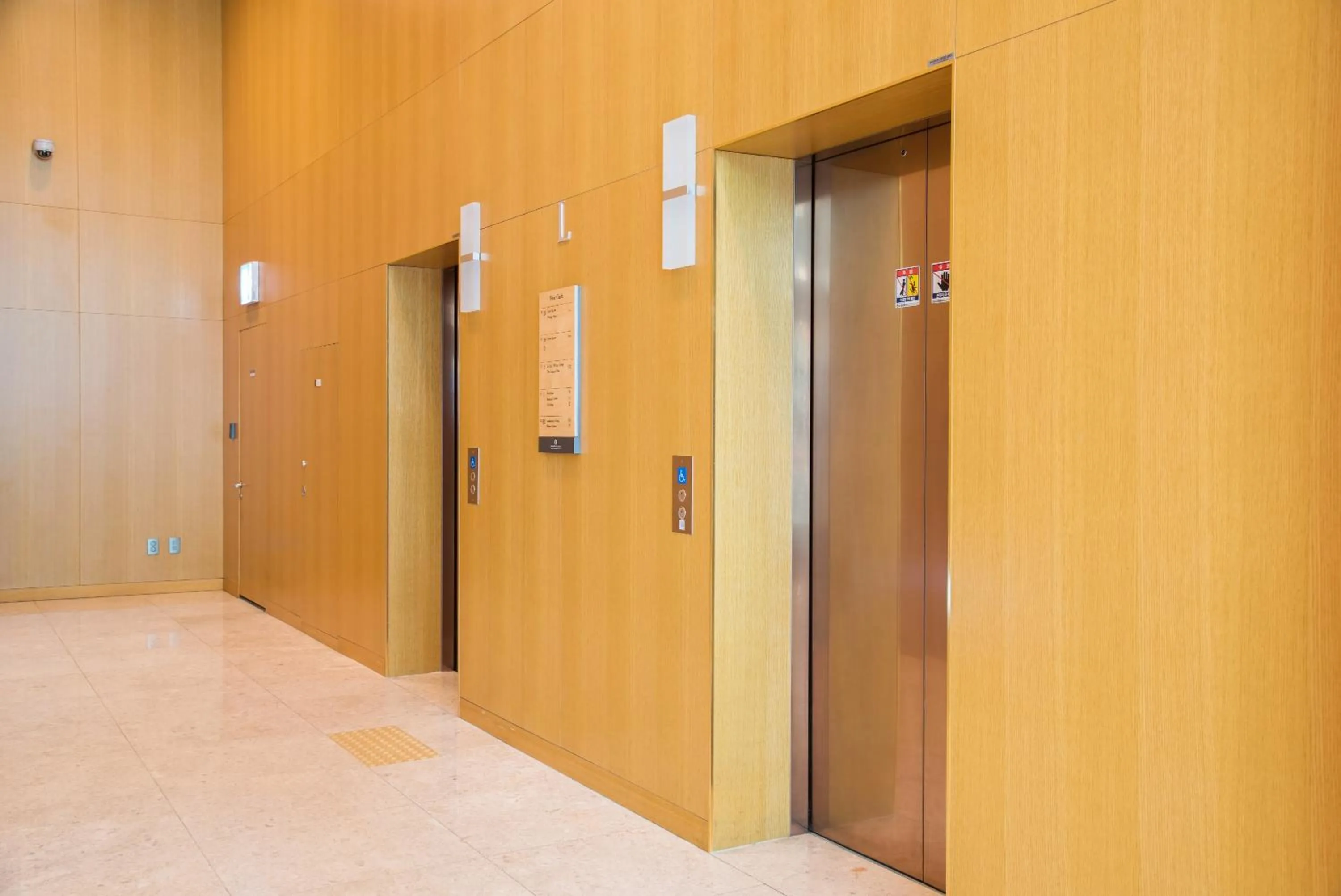 Lobby or reception in Sotetsu Hotels The Splaisir Seoul Dongdaemun