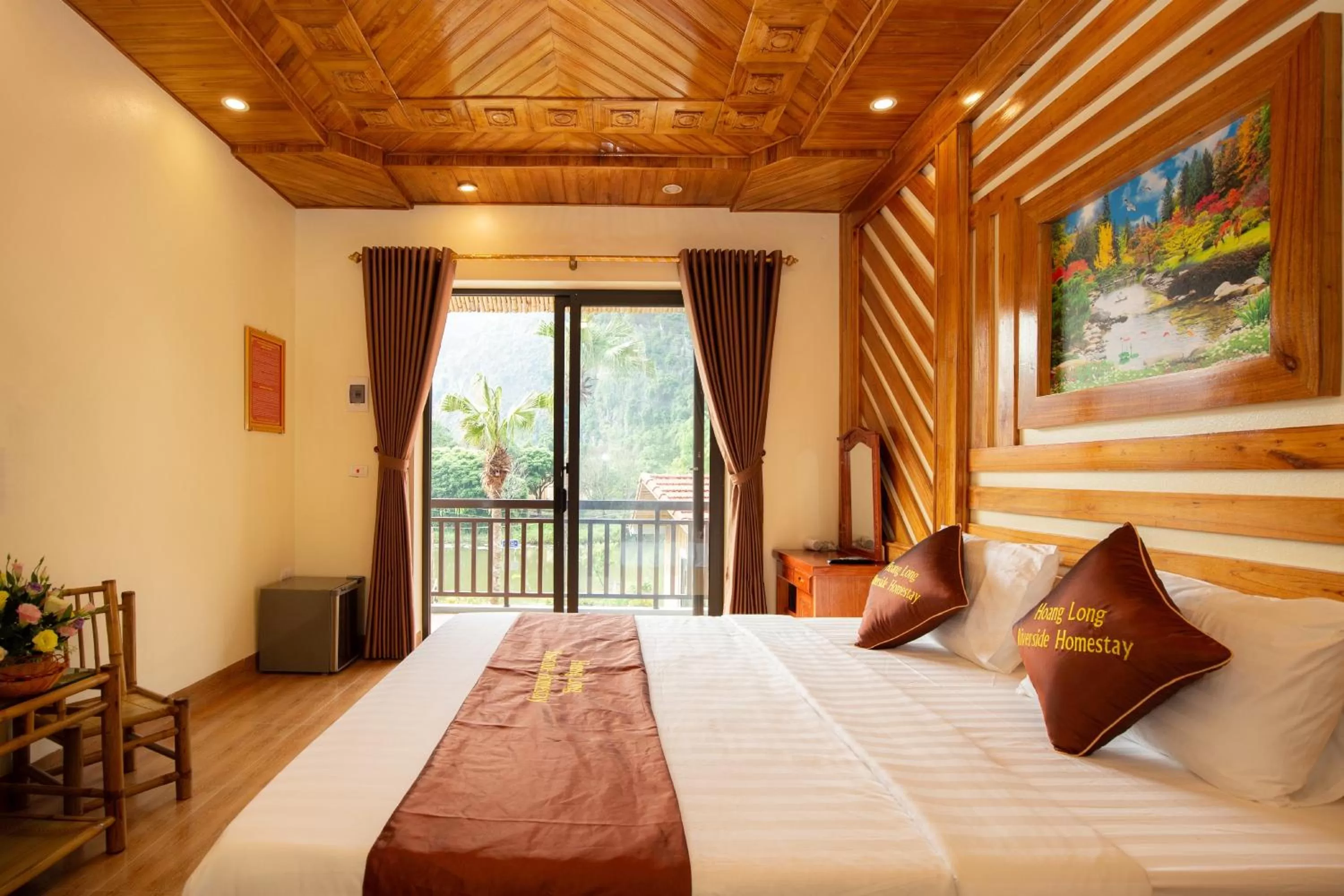 Living room, Bed in HoangLong Riverside Homestay