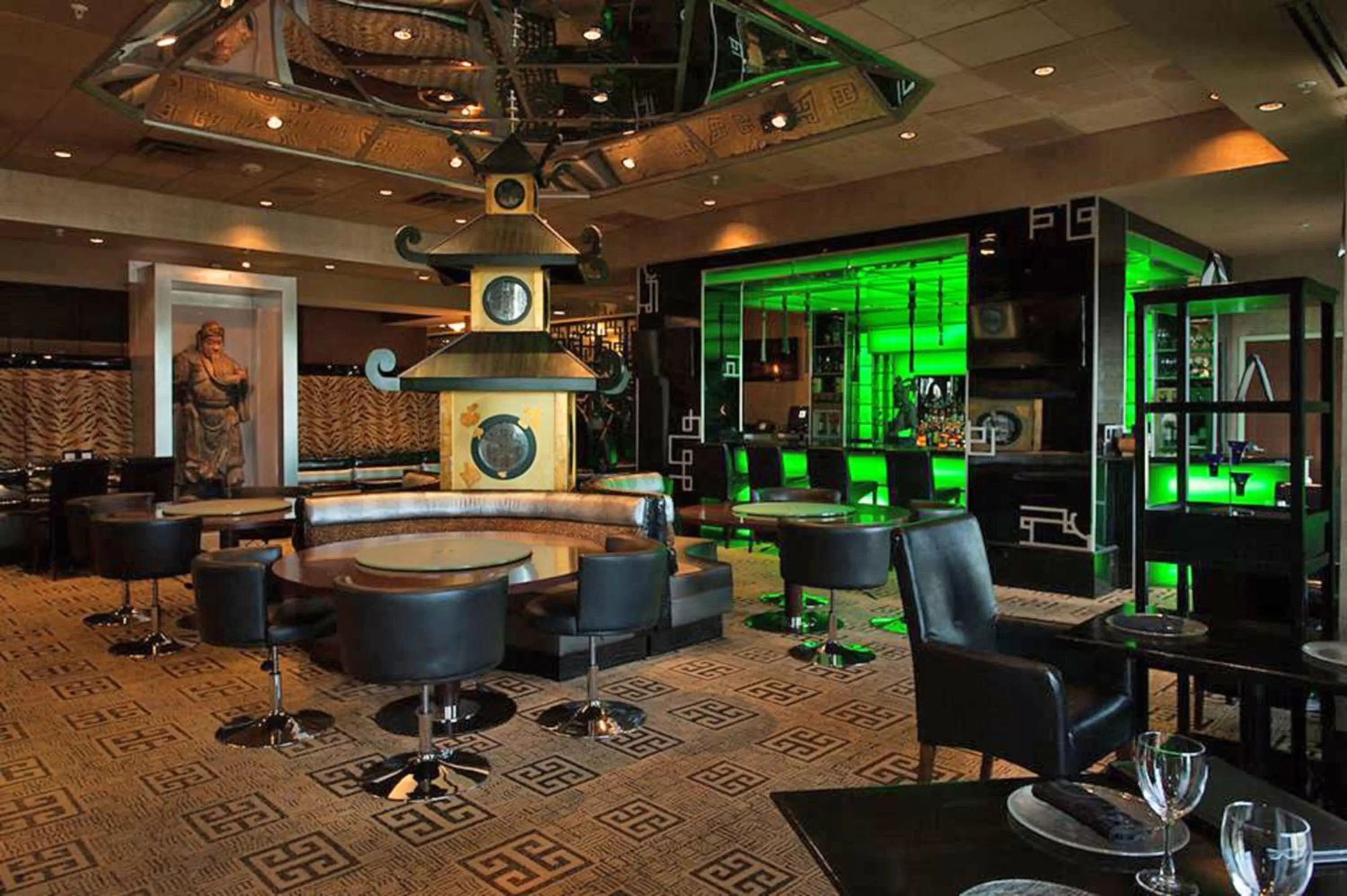 Restaurant/places to eat in Holiday Inn Hotel & Suites Ocala Conference Center by IHG