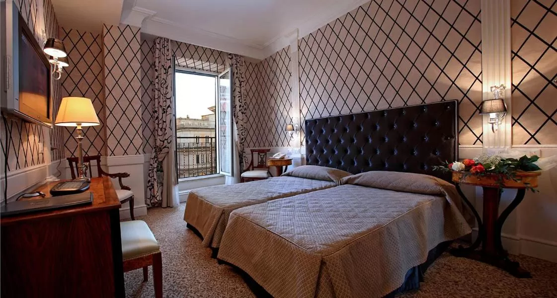 City view, Bed in Boutique Hotel Trevi