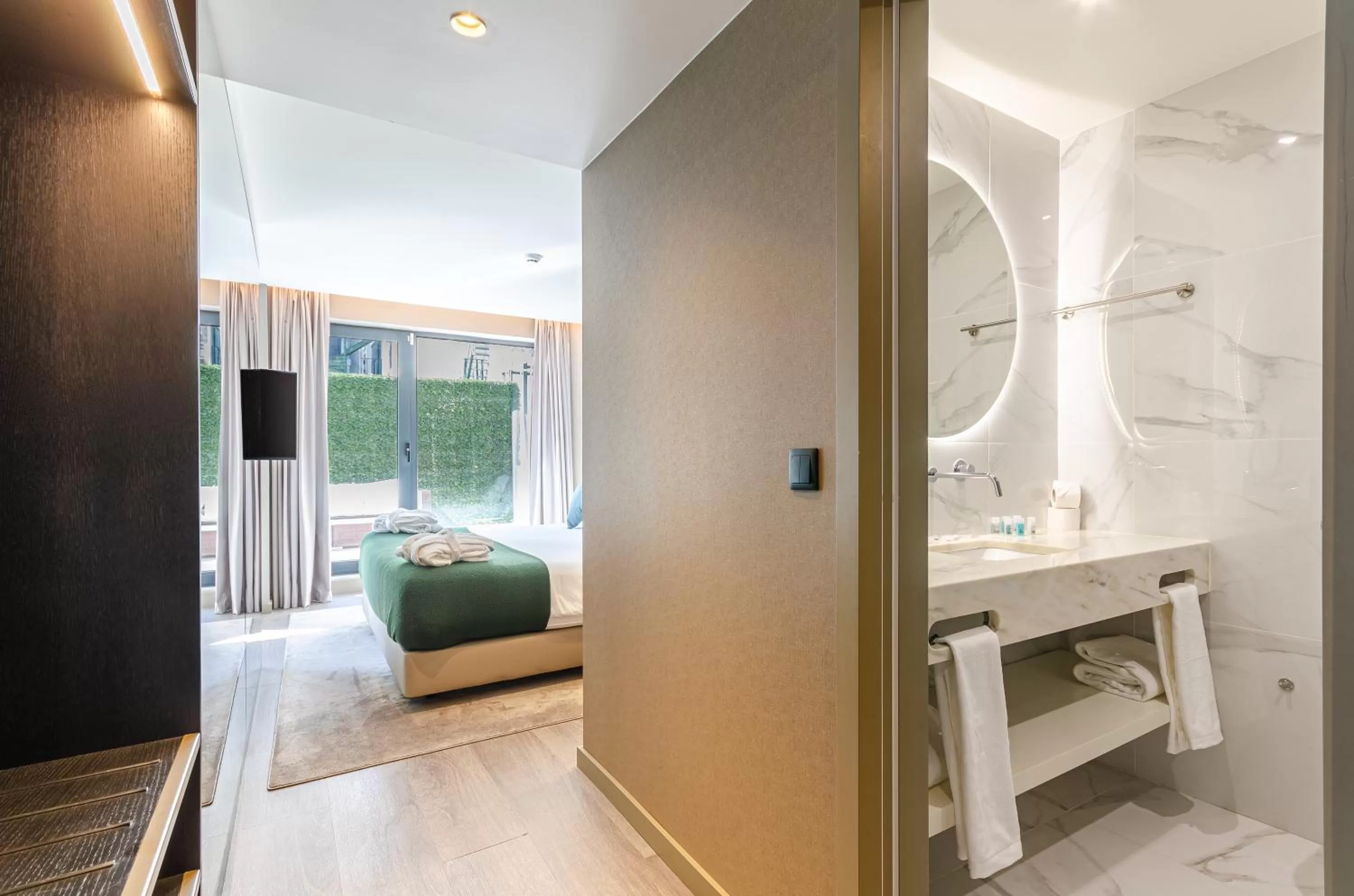 Bed in OMID Saldanha Hotel