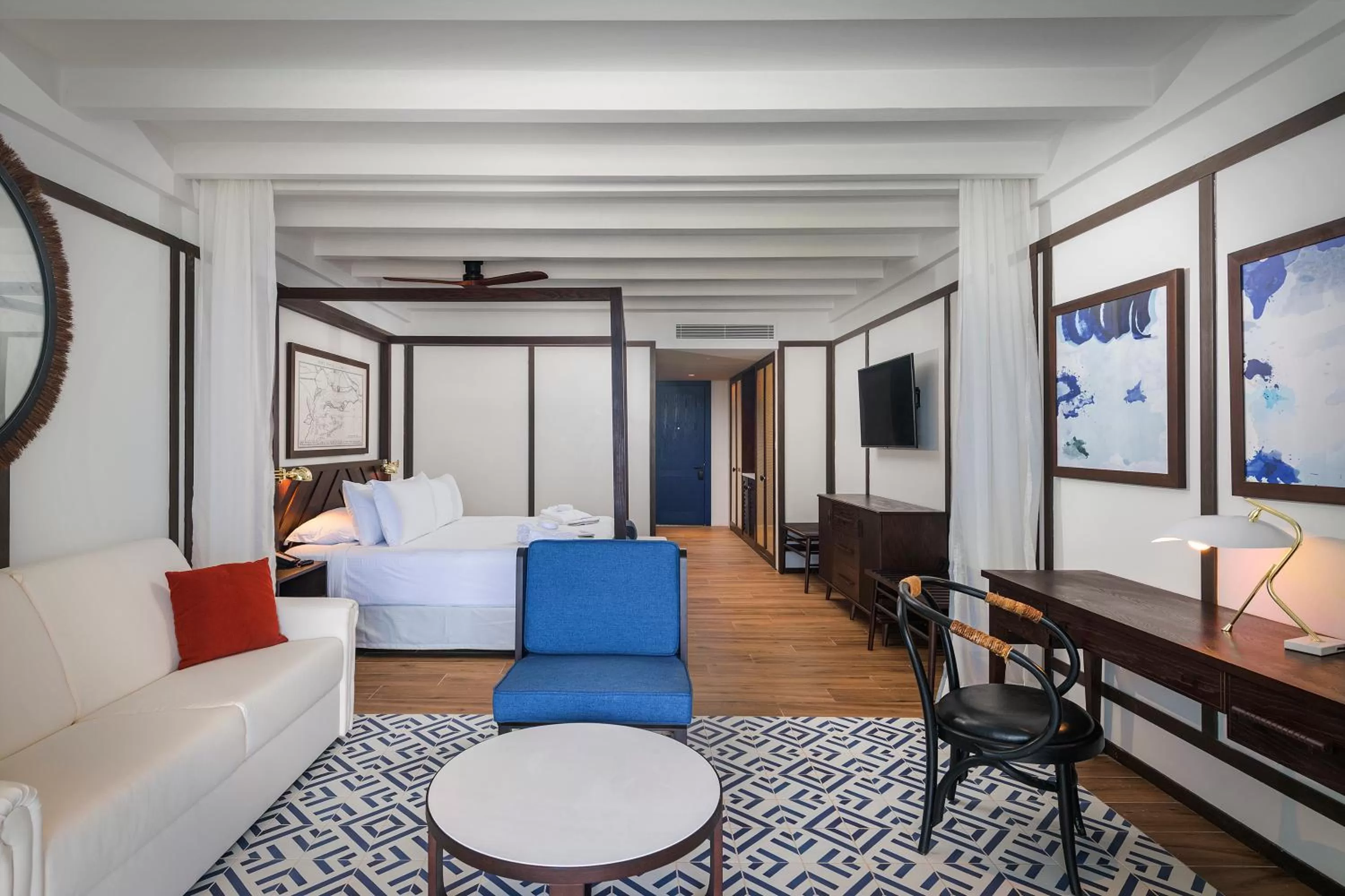 Seating area, Bed in Ocean Coral Spring Resort - All Inclusive