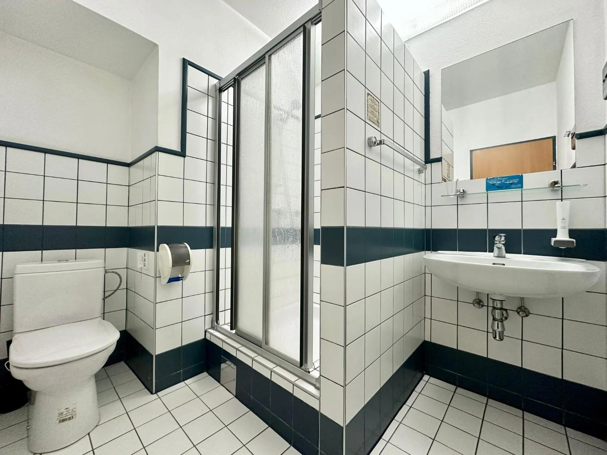 Bathroom in Hotel Am Schottenpoint