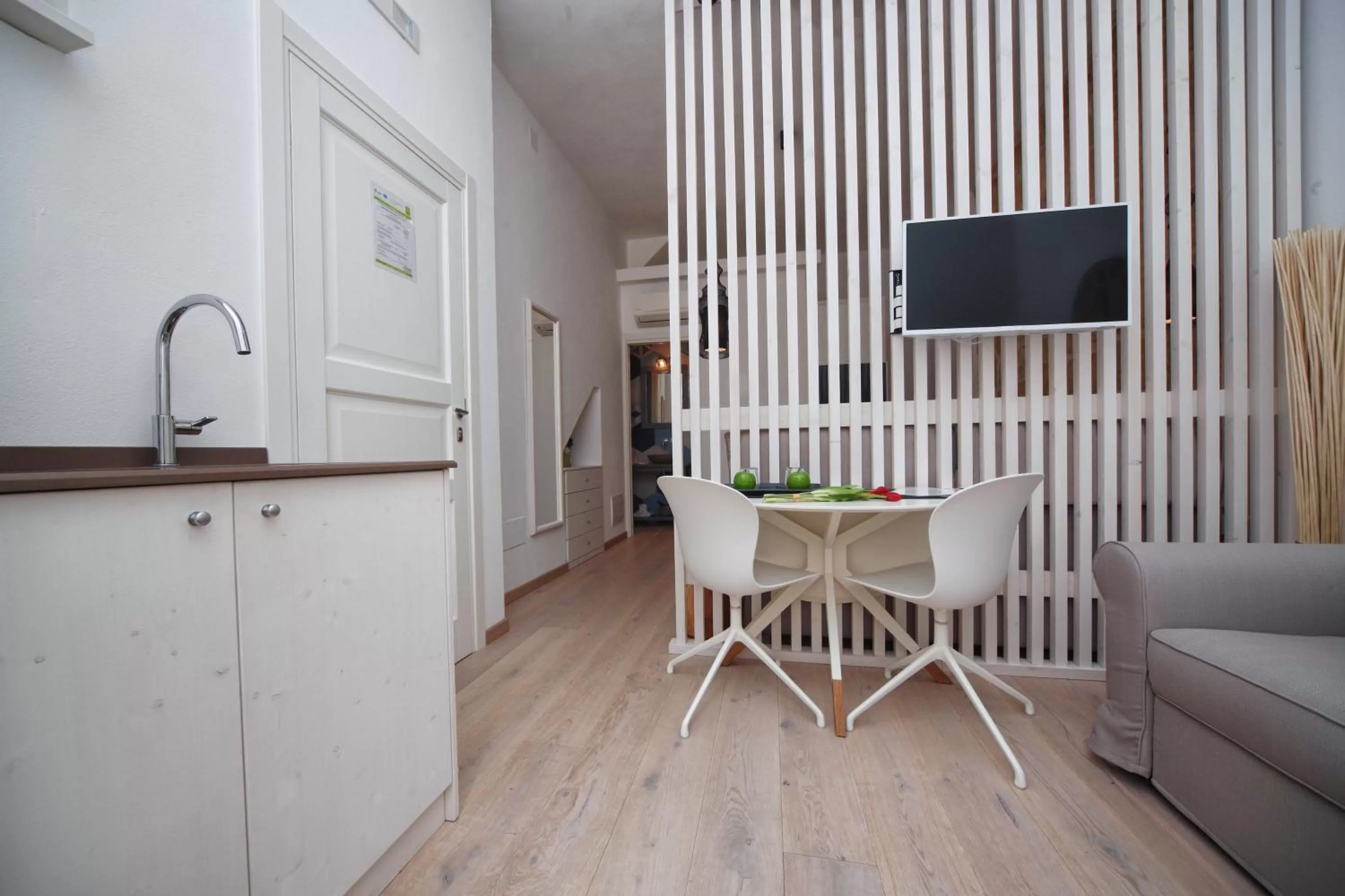 TV and multimedia in Mare Versus Luxury Suites